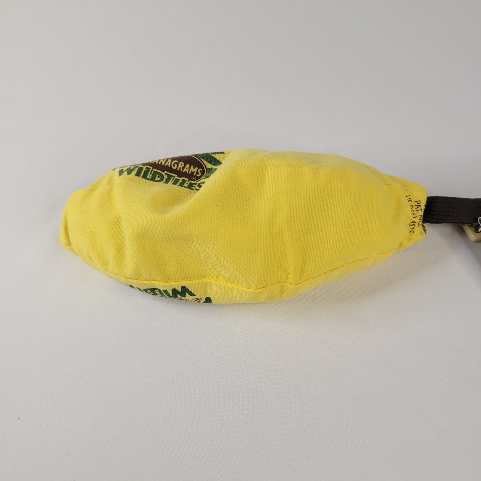 2014 Bananagrams Wild Tiles Fun Word Game Family Night Yellow Banana Case Monkey