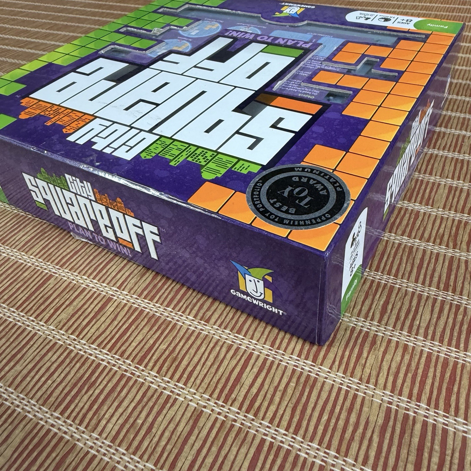 City Square Off COMPLETE Gamewright 2011 Strategy Planning Head to Head