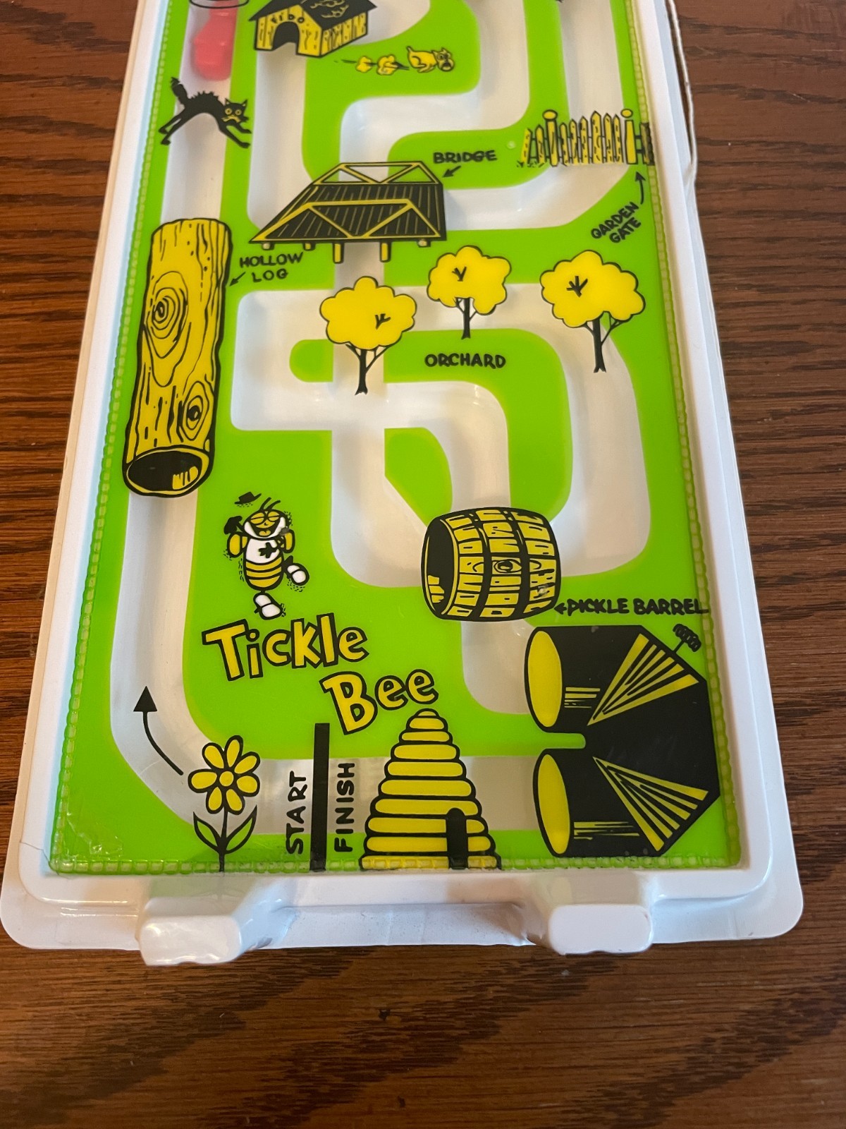 Vintage Schaper Toys Tickle Bee Children’s Dexterity Game 14″ x 6.5″