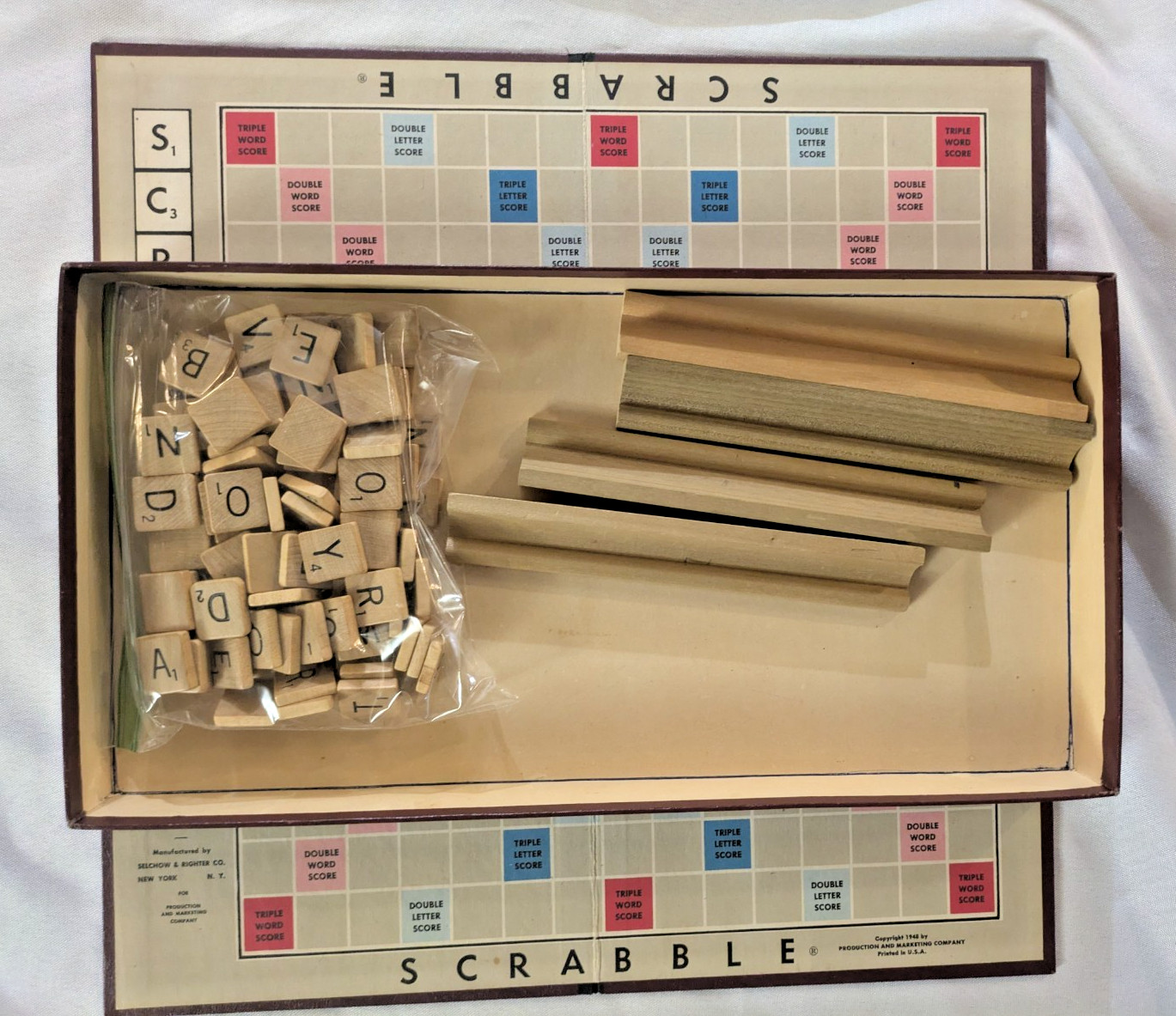 Vintage Scrabble Game 1948/1953 Selchow & Righter Complete 100 Tiles 4 Holders
