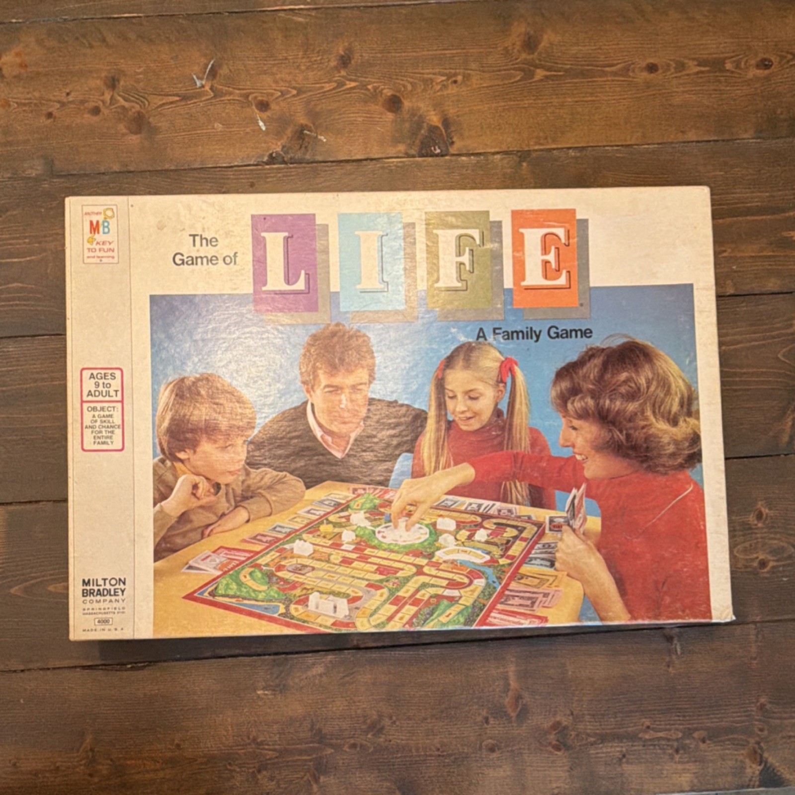 Vintage Milton Bradley The Game of Life 1977 Family Board Game