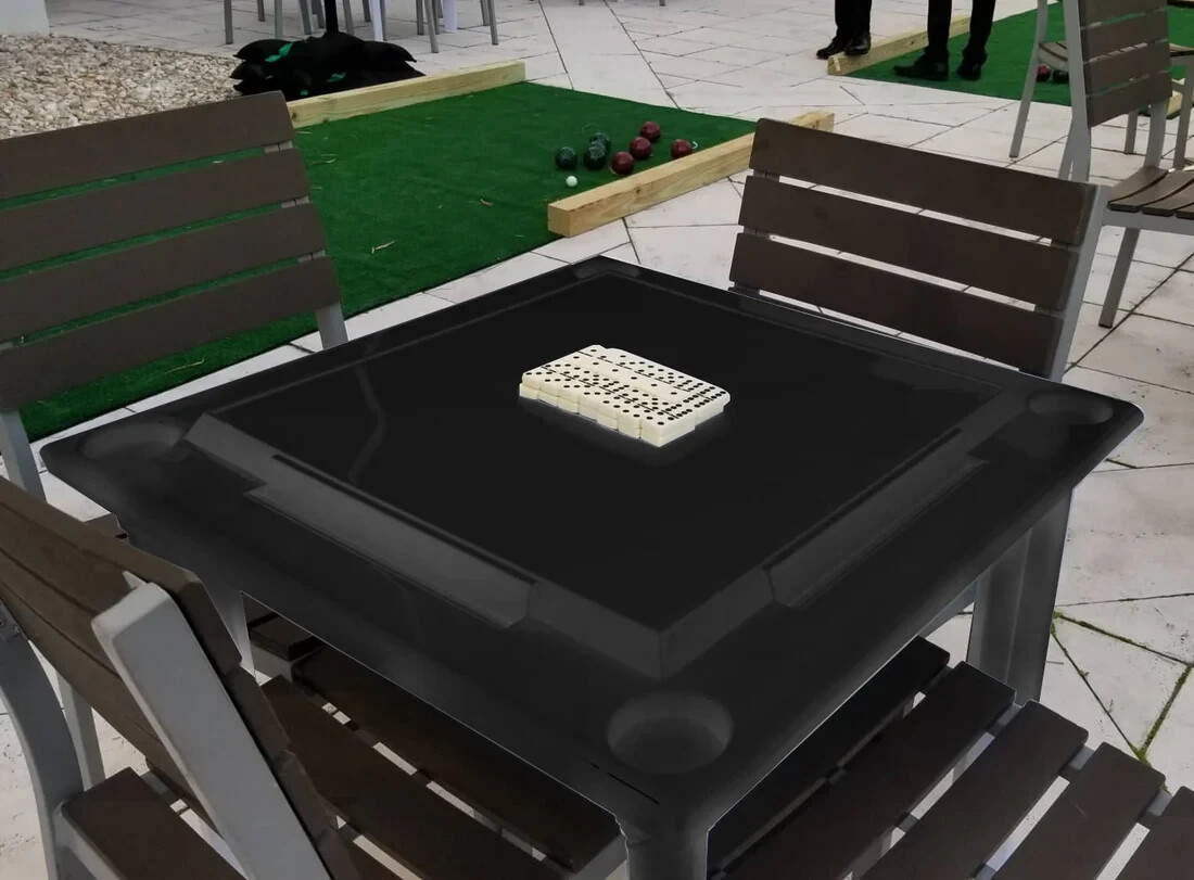 Bene Casa waterproof plastic game table w/ tile rack, removable legs, Black