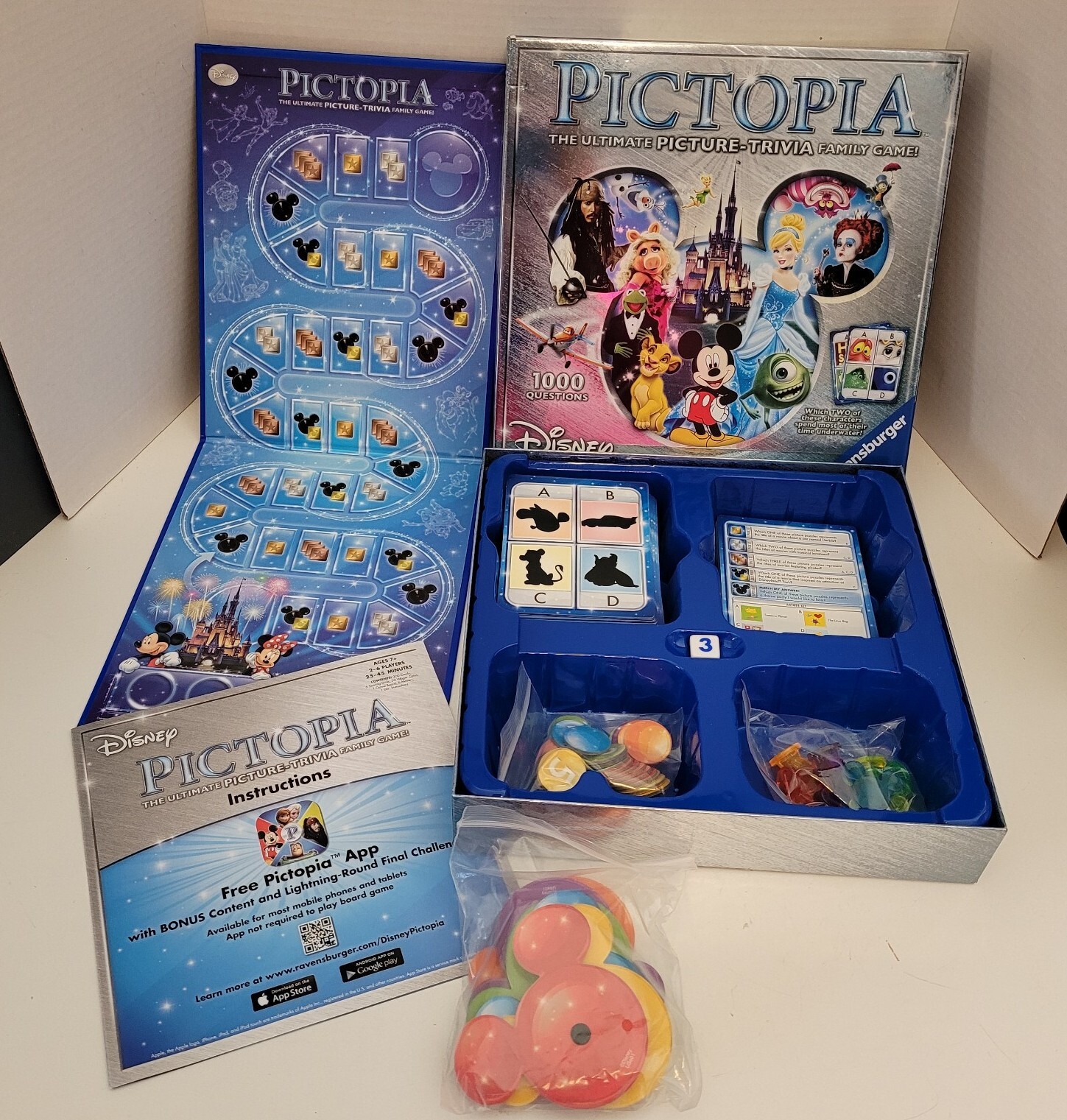 Disney Pictopia – Family Trivia Game: Disney Edition Complete EUC