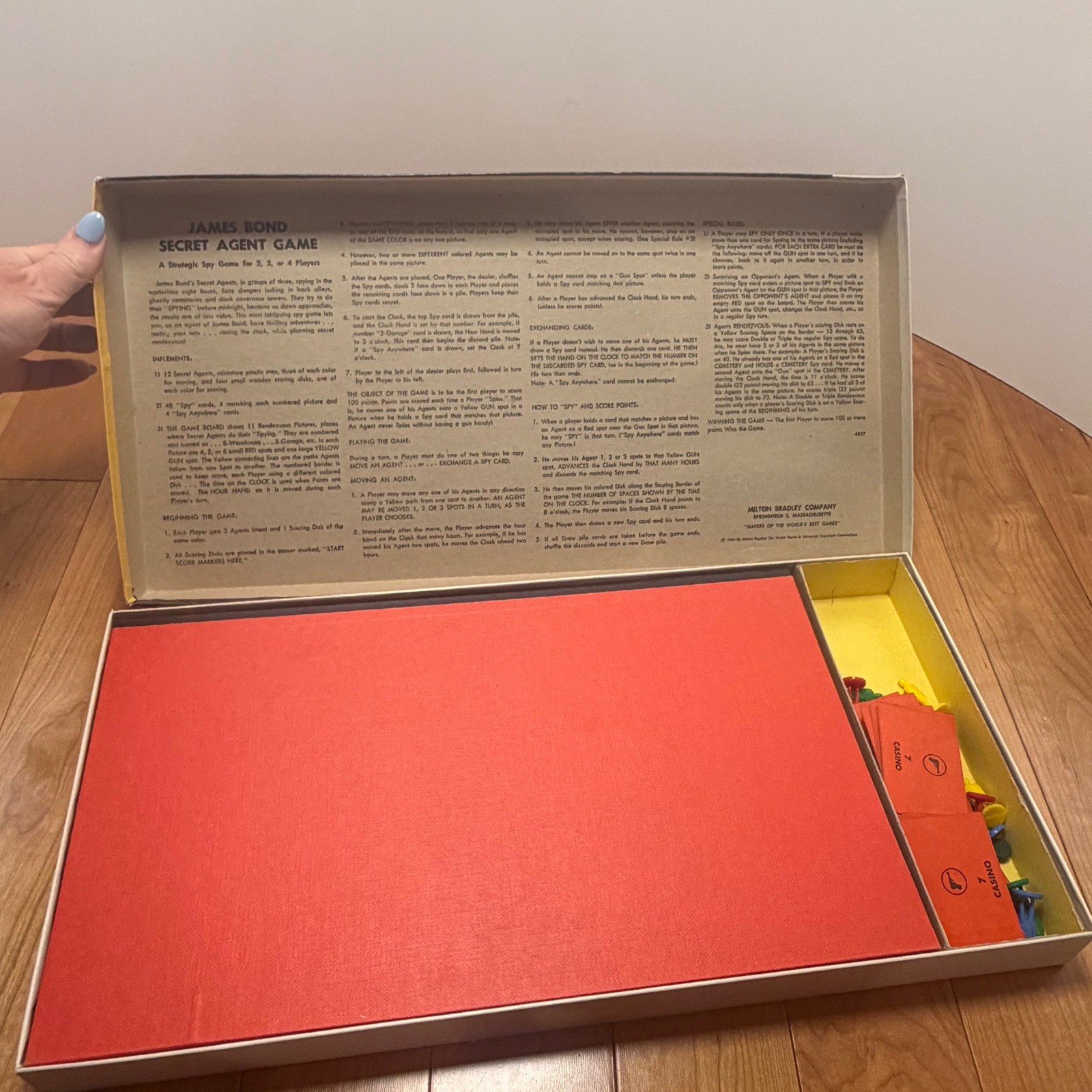 1964 James Bond Secret Agent 007 Game – Milton Bradley – Excellent Condition