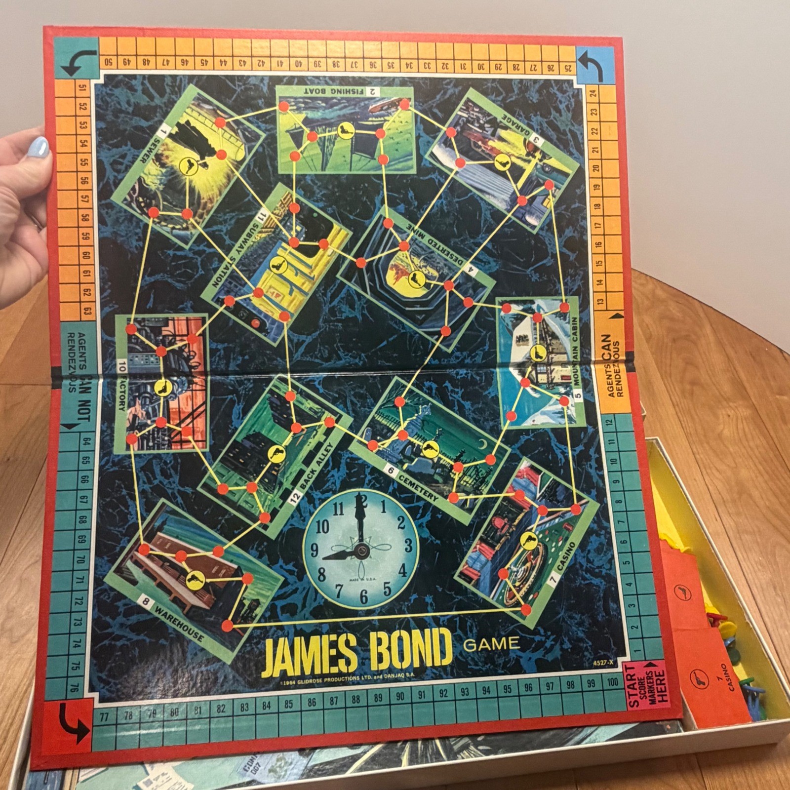1964 James Bond Secret Agent 007 Game – Milton Bradley – Excellent Condition