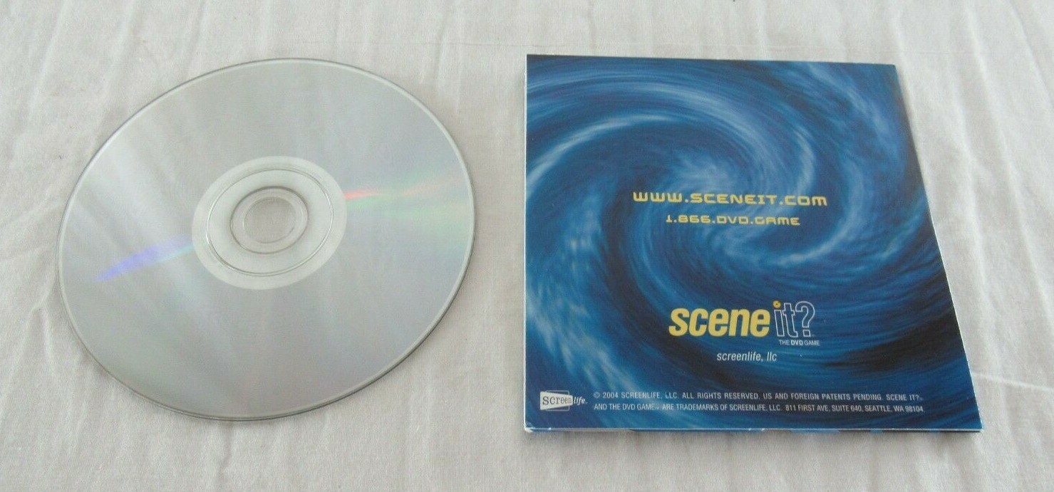 James Bond 007 Edition Scene It? DVD Board Game Screenlife 2004 100% COMPLETE