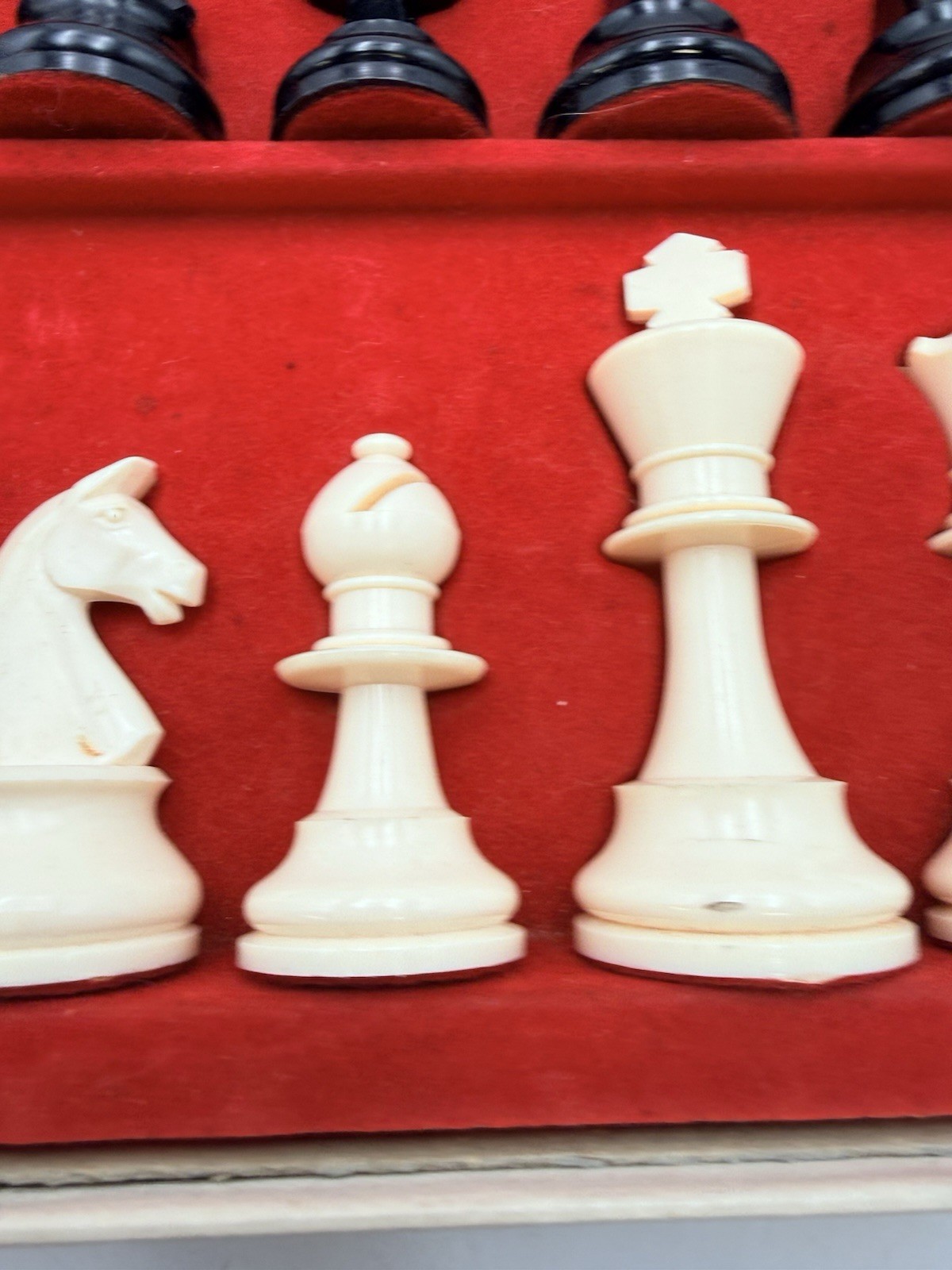 Vtg Deluxe Chess Set 1968 Selchow & Righter Complete In Box SelRight Felt Bottom