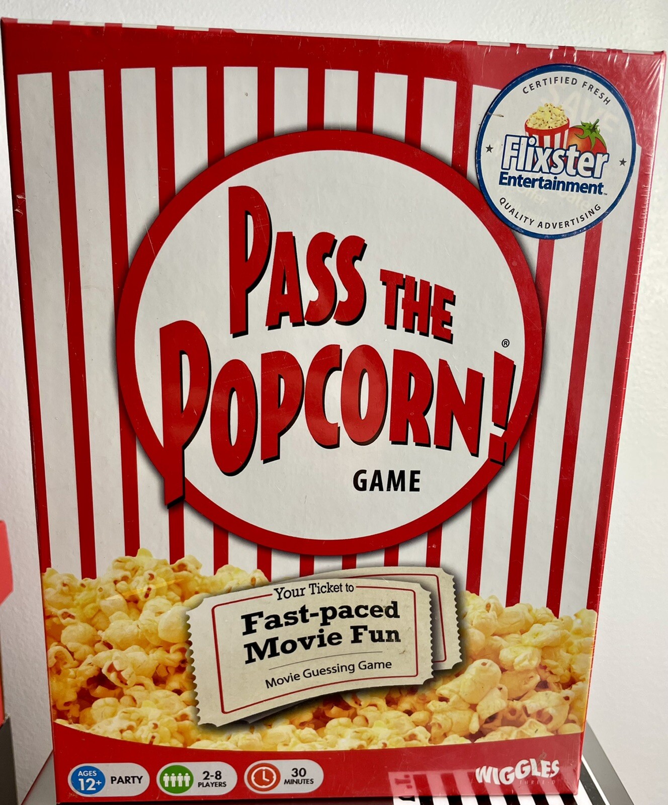 Pass The Popcorn Game Movie Trivia Family Party Game Sealed Fast Paced Fun