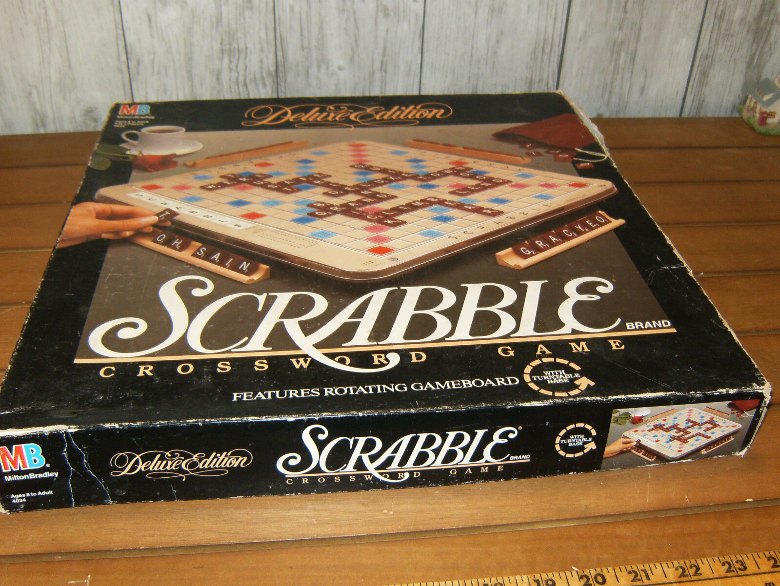 Scrabble Deluxe Edition 1989 Rotating Turntable Mahogany Tiles Complete