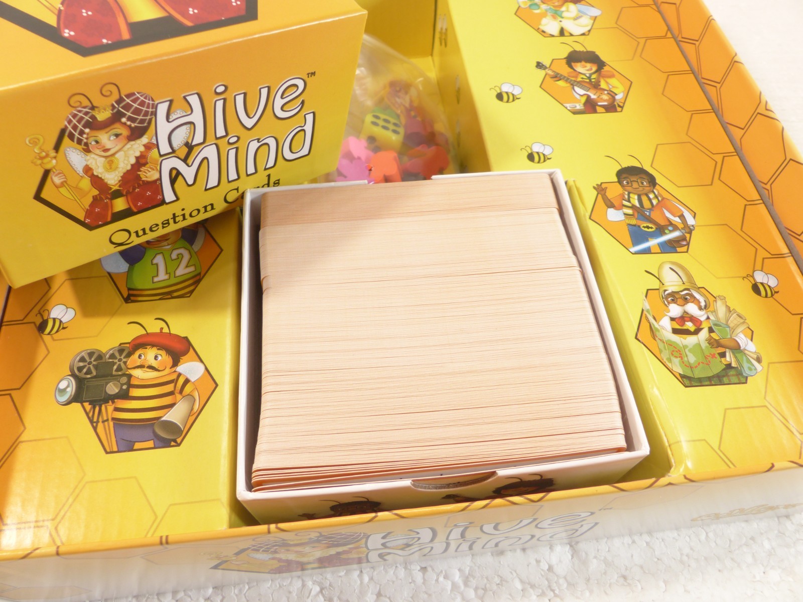 Hive Mind: The Game of Beeing Alike! [1st Edition] 2016 Calliope Board Game NEW!