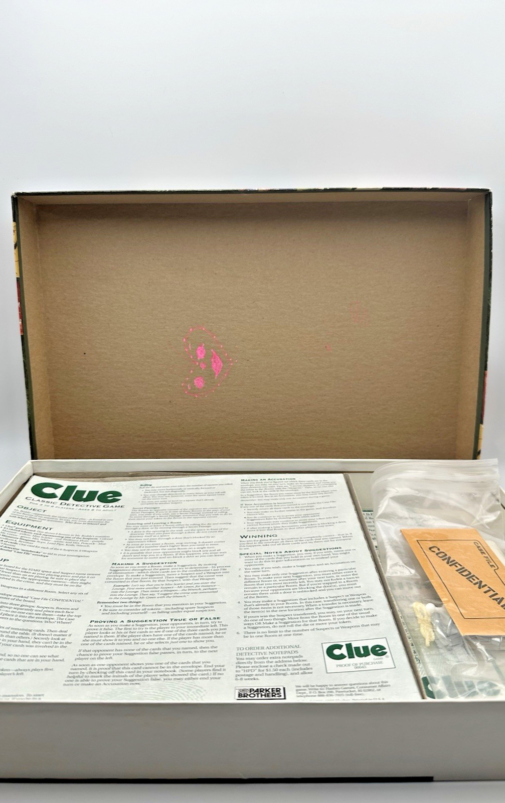 VTG 1998 CLUE Board Game Parker Brothers Hasbro 100% Case Cards Board PARTS
