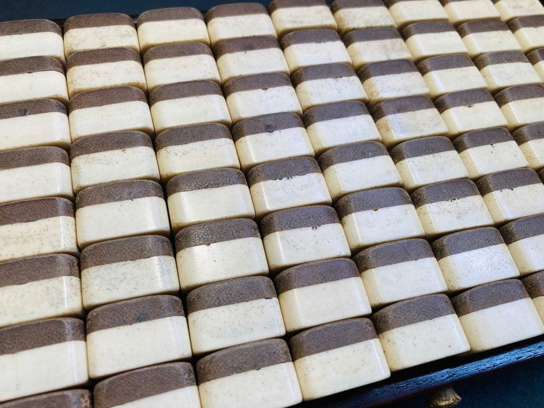 Antique Chinese Mahjong Set Bone Bamboo Houun Carved Wood Case Vintage 1920s