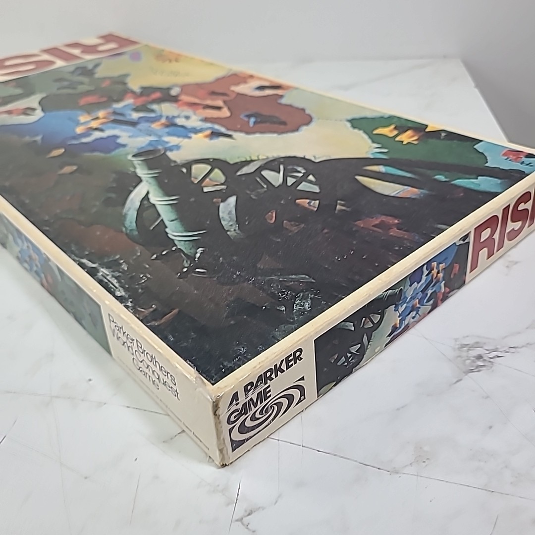 1975 Risk Board Game Parker Brothers Complete With Instruction Manual