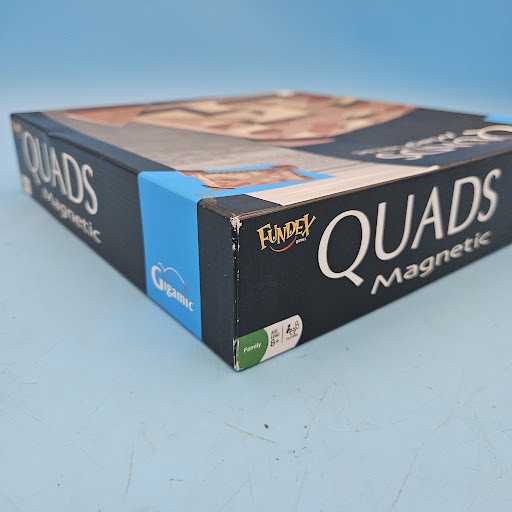 Fundex Gigamic Quads Magnetic Board Game Strategy Puzzle Complete w/Bag
