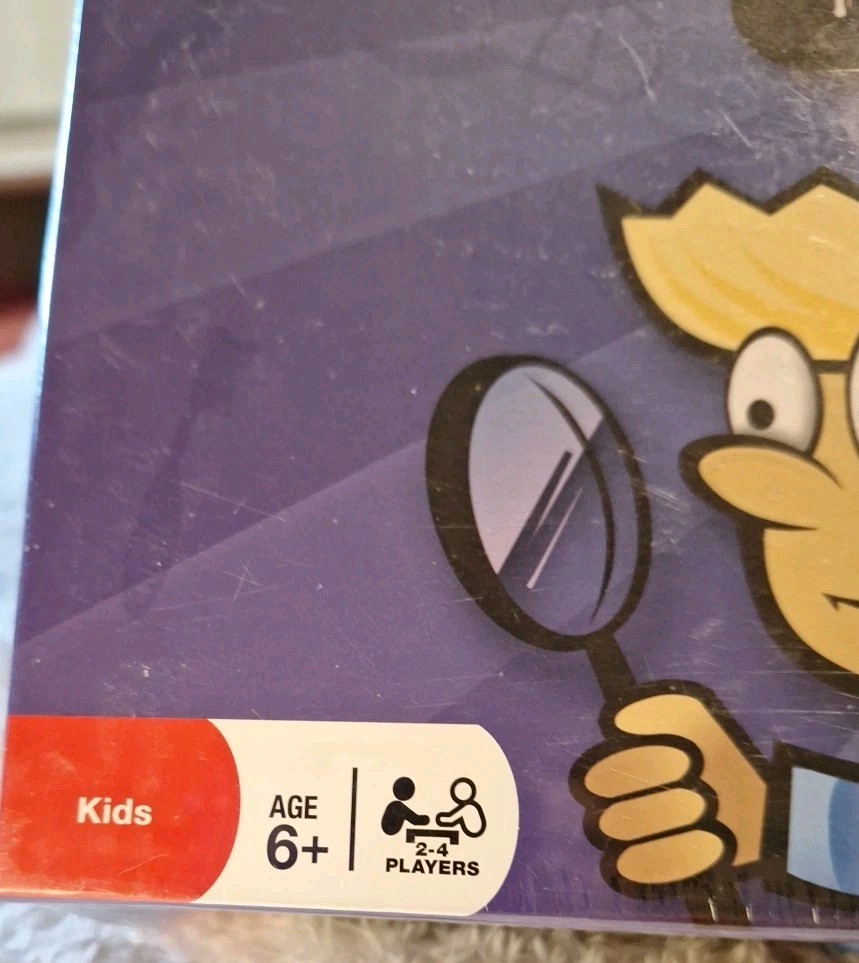 Scavenger Hunt For Kids Board Game – New & Sealed – Amazing Indoor Search Game
