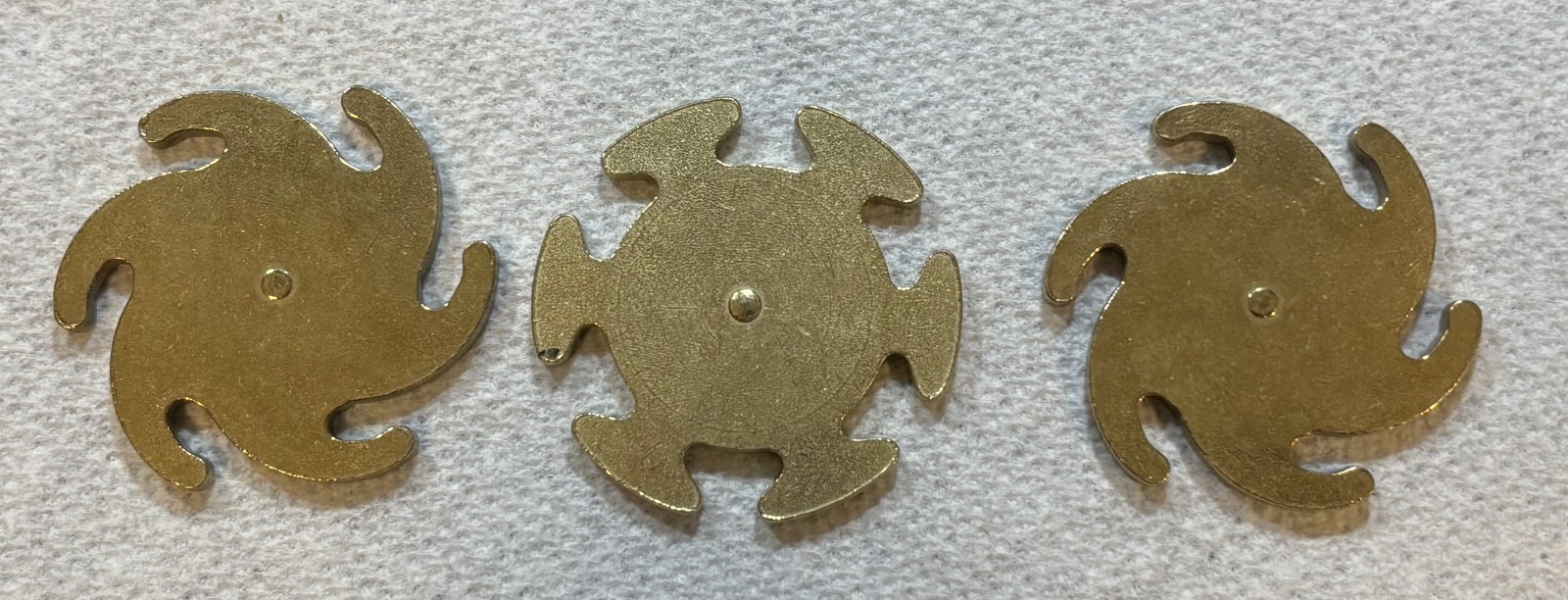 3 HOLOGRAM SLAMMERS T-REX SKULL EYE BRASS SAW BLADE HOLOGRAPHIC VINTAGE 1990s