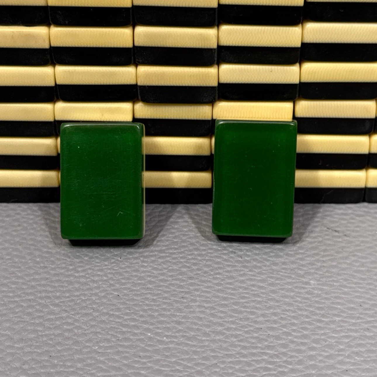 Mahjong Lot 8 Random Tiles French Ivory Piroxloid Green Jellyback 20’s [