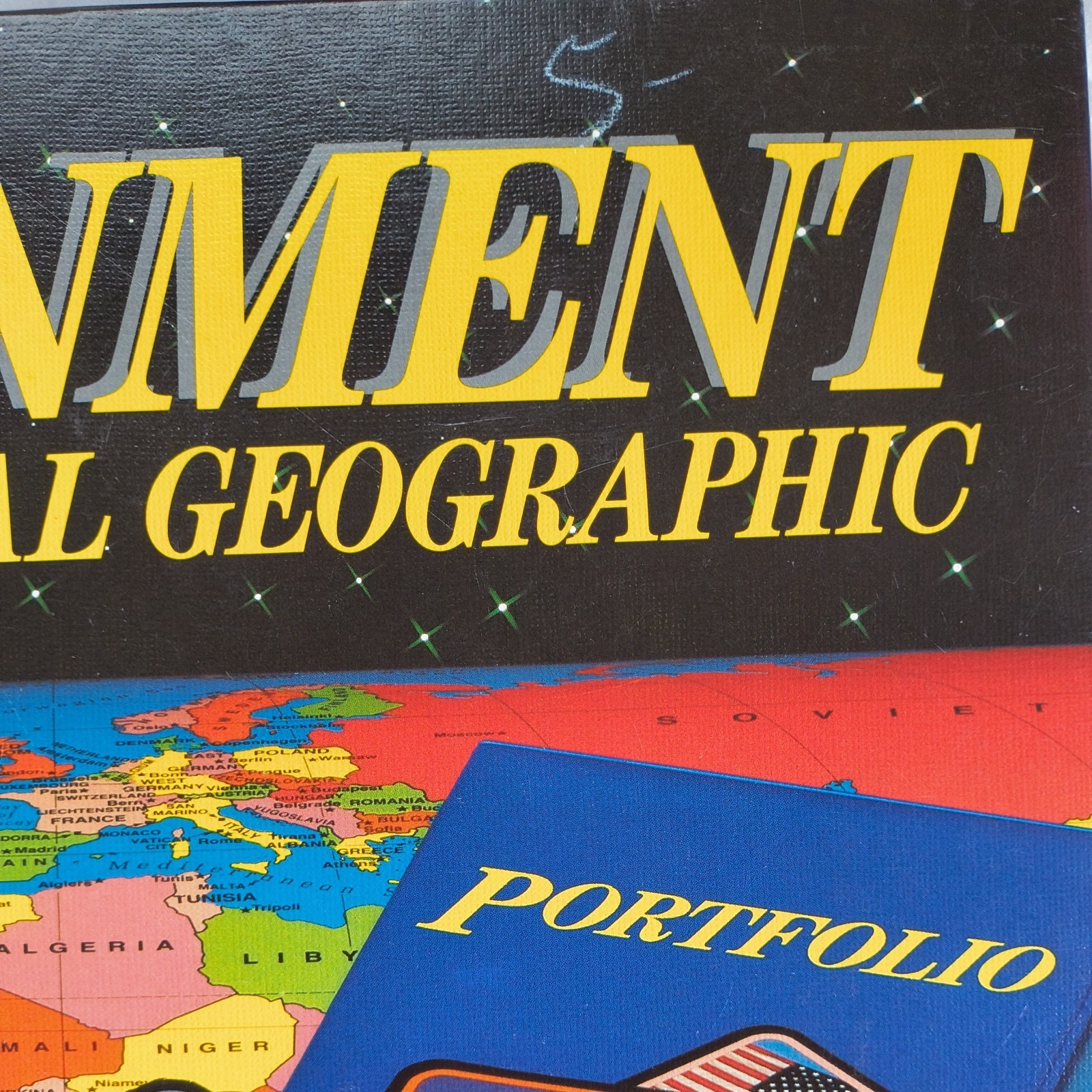 ON ASSIGNMENT WITH NATIONAL GEOGRAPHIC CLASSIC 90’S BOARD GAME! BRAND NEW Sealed
