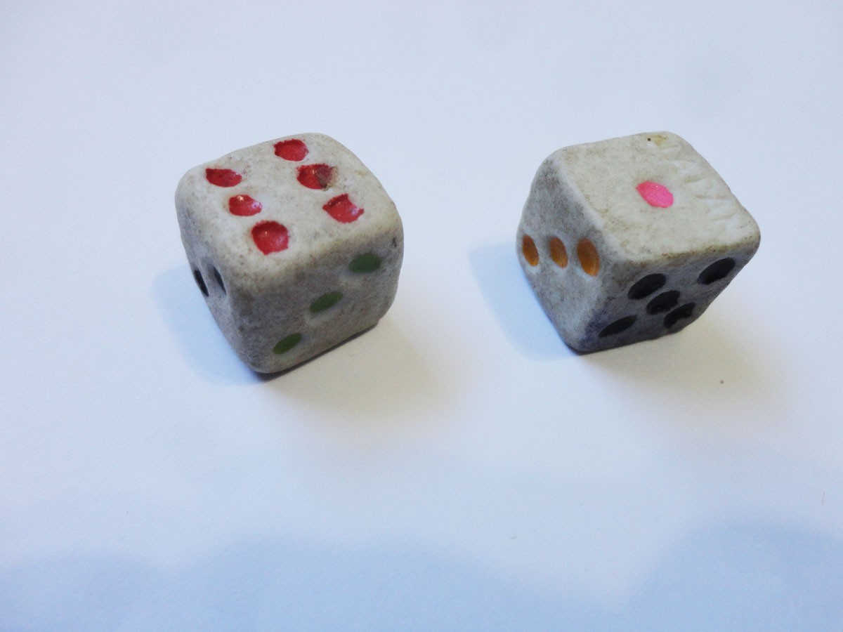 SET OF VERY OLD STONE DICE FOR OXEN BONE & BAMBOO MAH JONG SET OR ANY GAME