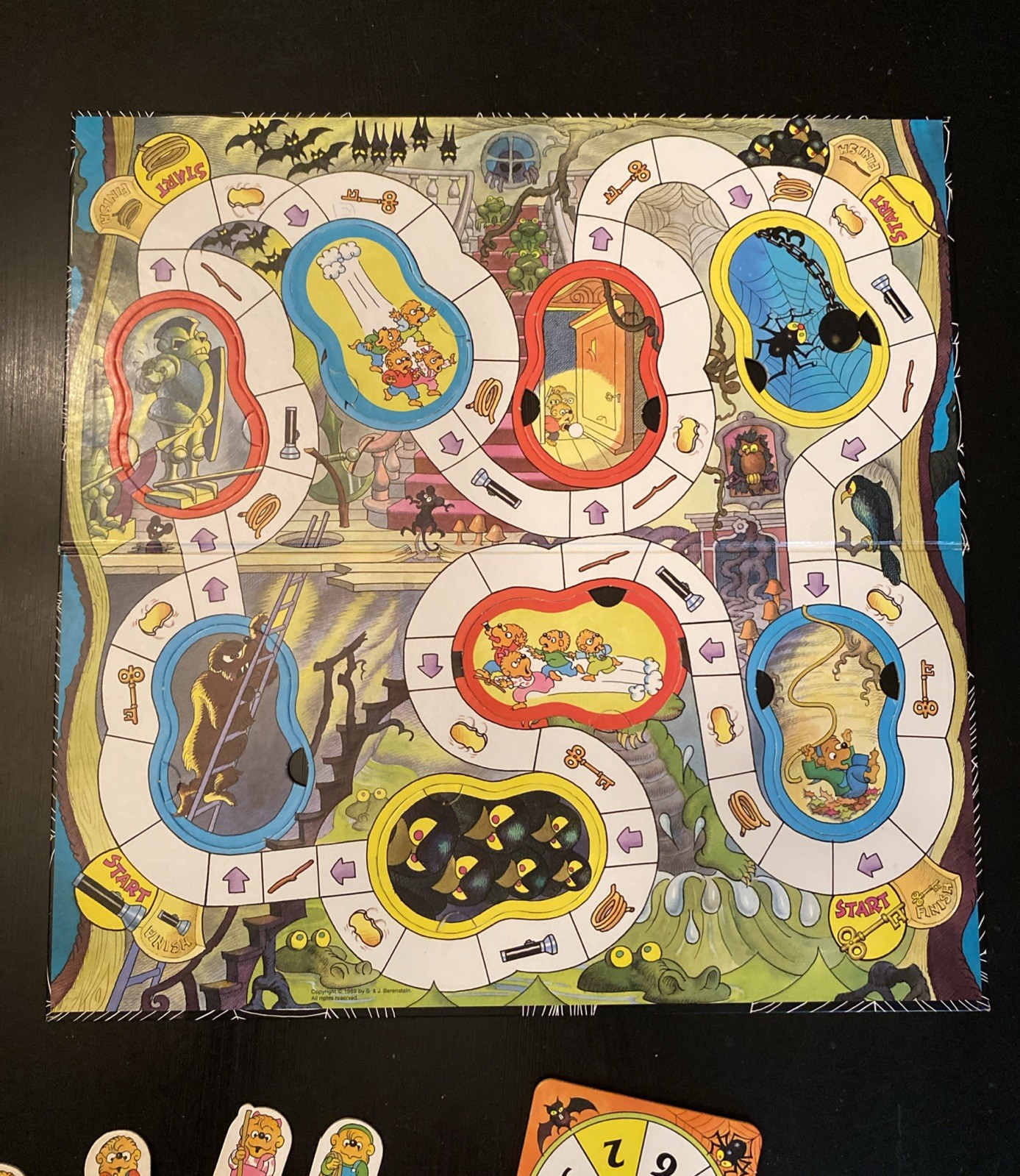 Vintage 1989 The Berenstain Bears Spooky Old Tree Board Game
