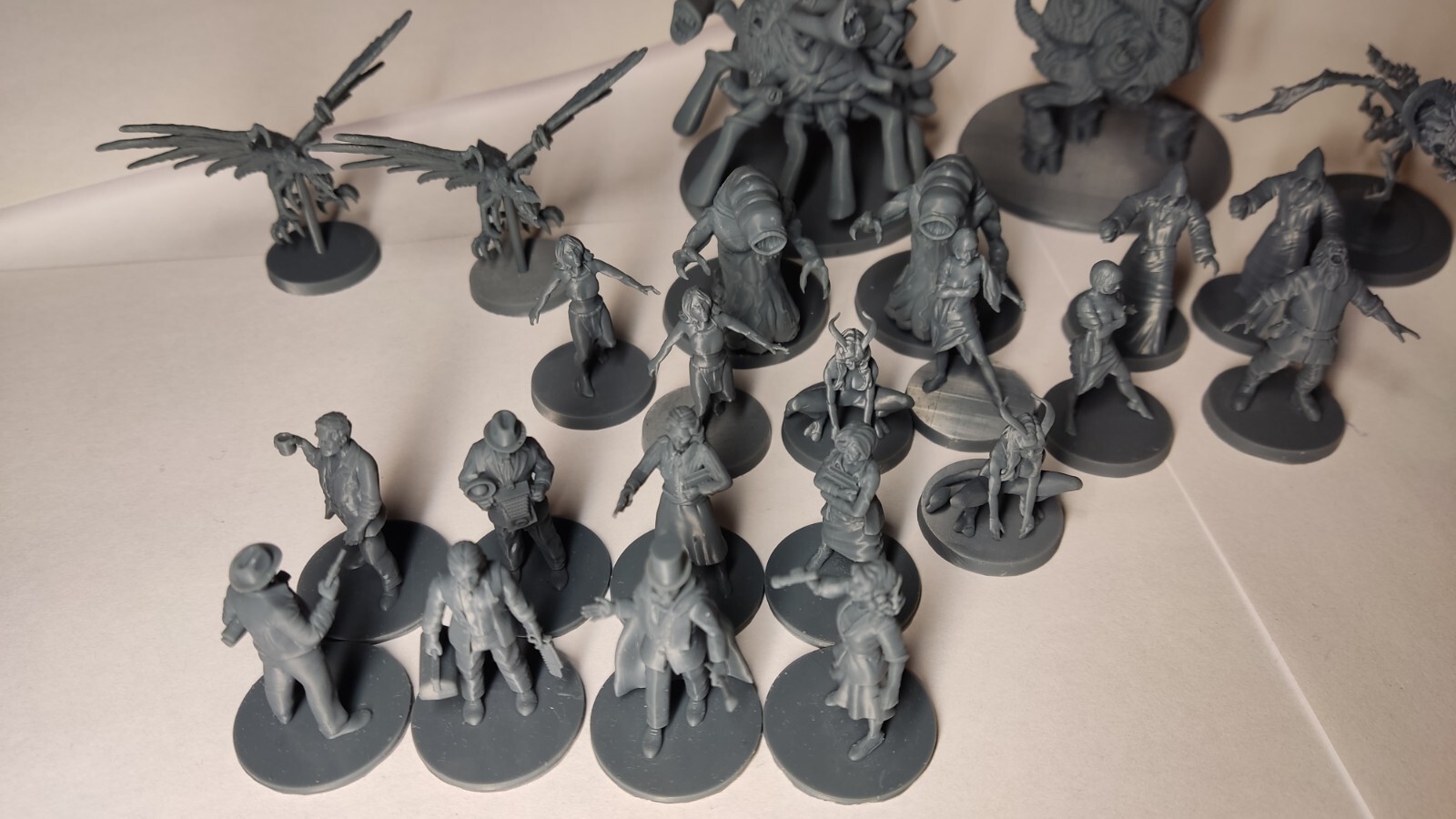 Monsters and Investigators for Mansions of madness 2nd edition. Conversion kit.