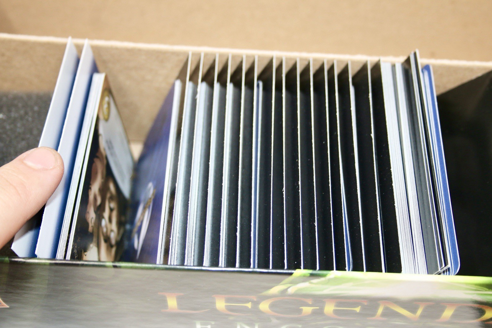 LEGENDARY ENCOUNTERS An Alien Deck Building Game 2014 Upper Deck No Playmat READ