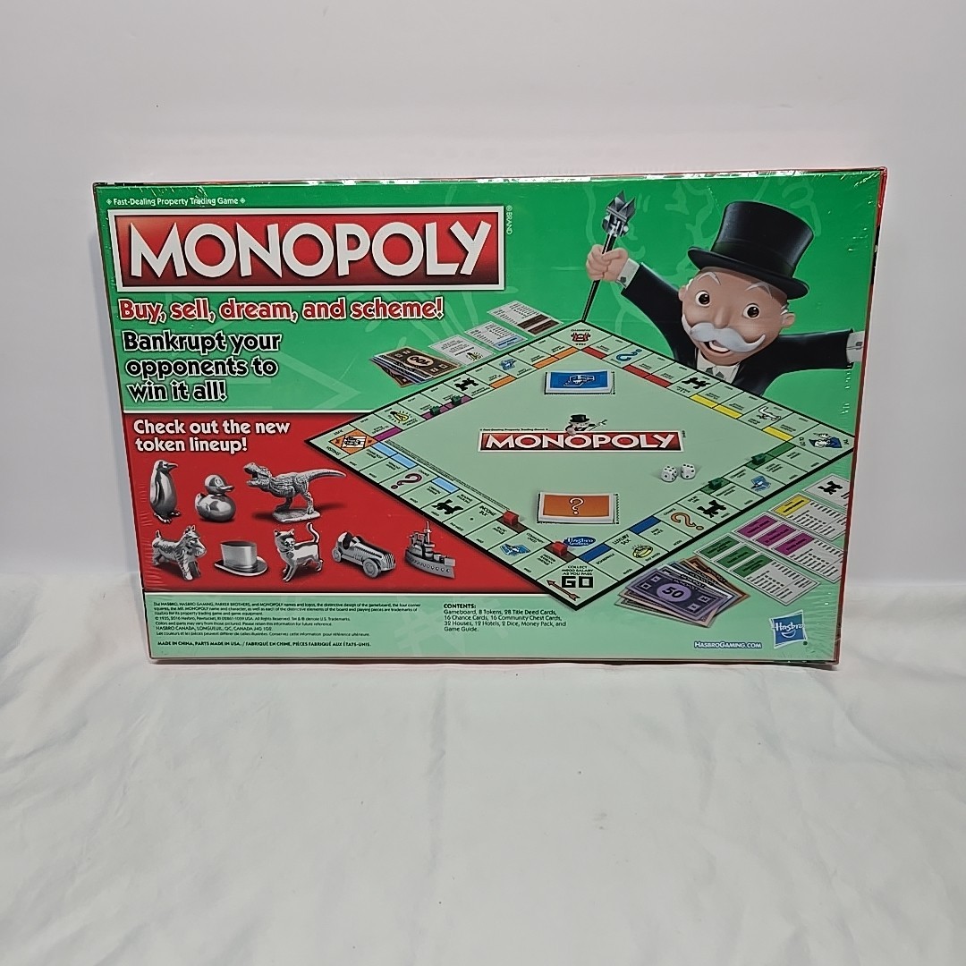 MONOPOLY CLASSIC Hasbro Family Board Game NEW Sealed 2016 New Token Lineup