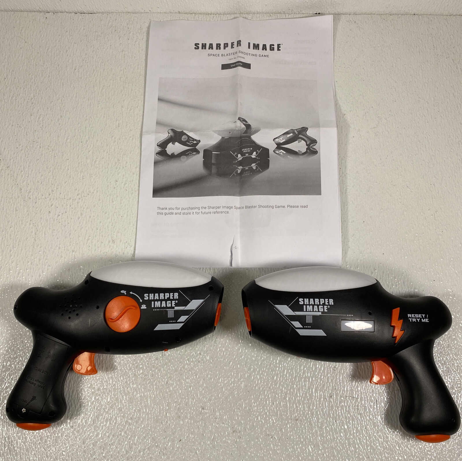 Sharper Image Space Blaster Shooting Game 206000-01- LR3058 Guns & Manual Only