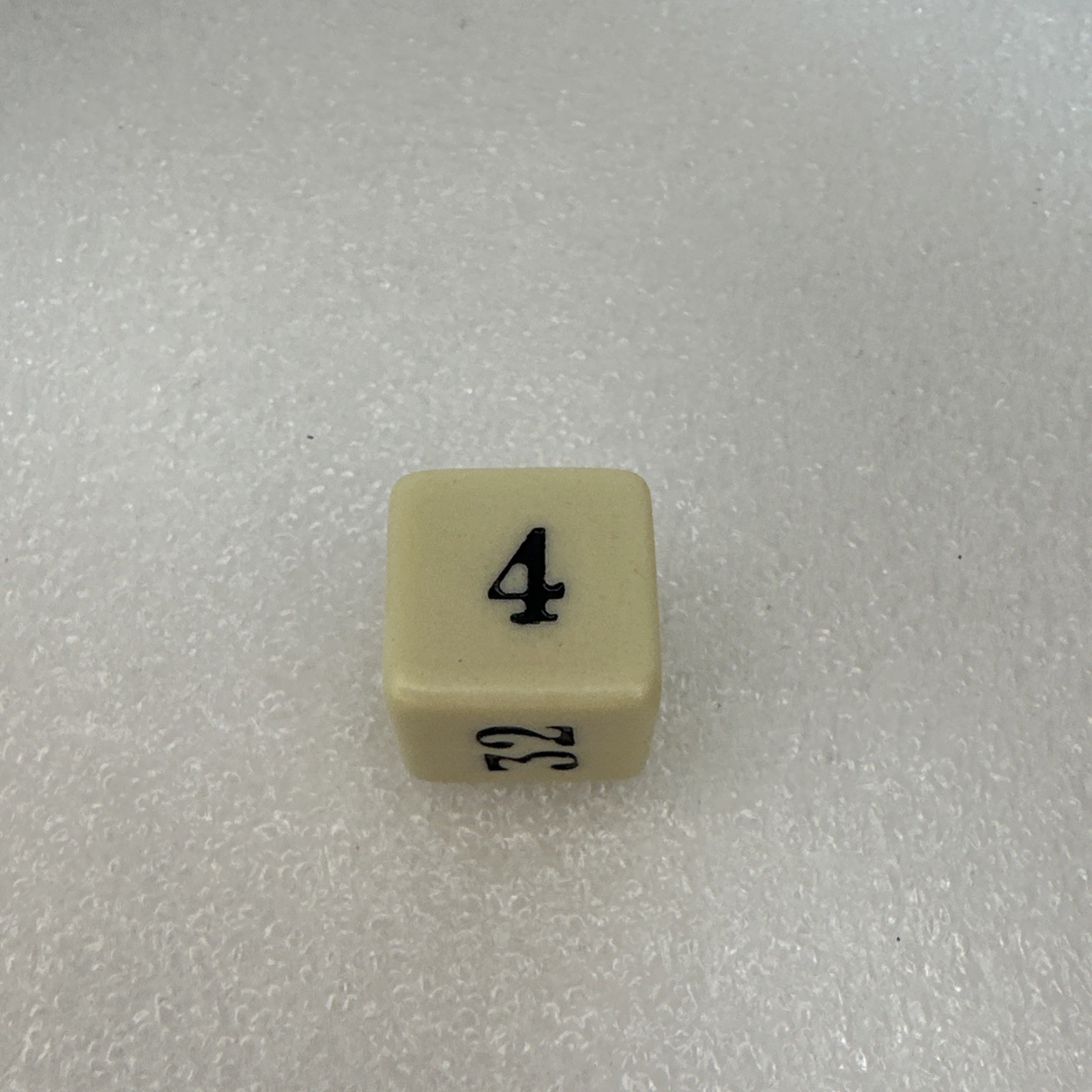 Vintage Backgammon Dice 1 Doubling Cube & 1 White Rounded Edge Replacement Die