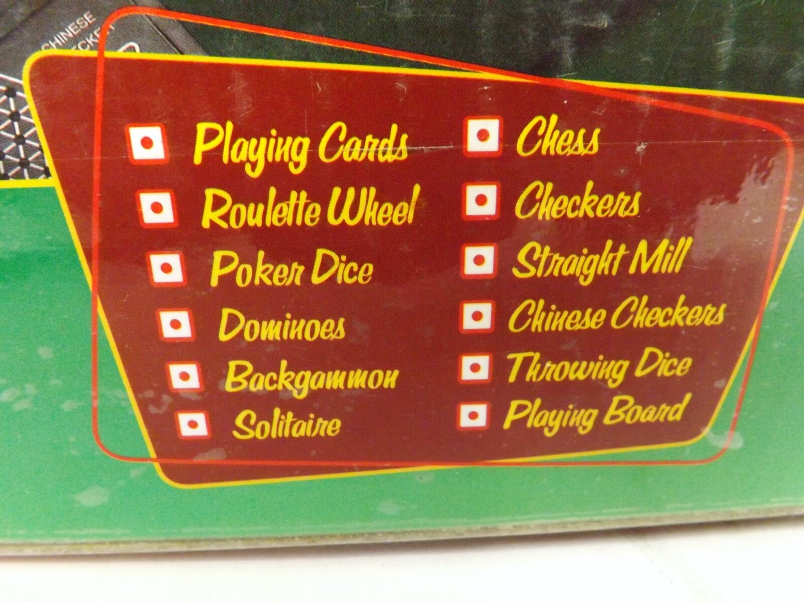 2004 Violinist Style Game Pack Travel Case Deluxe Roulette Cards Dice Chips Etc