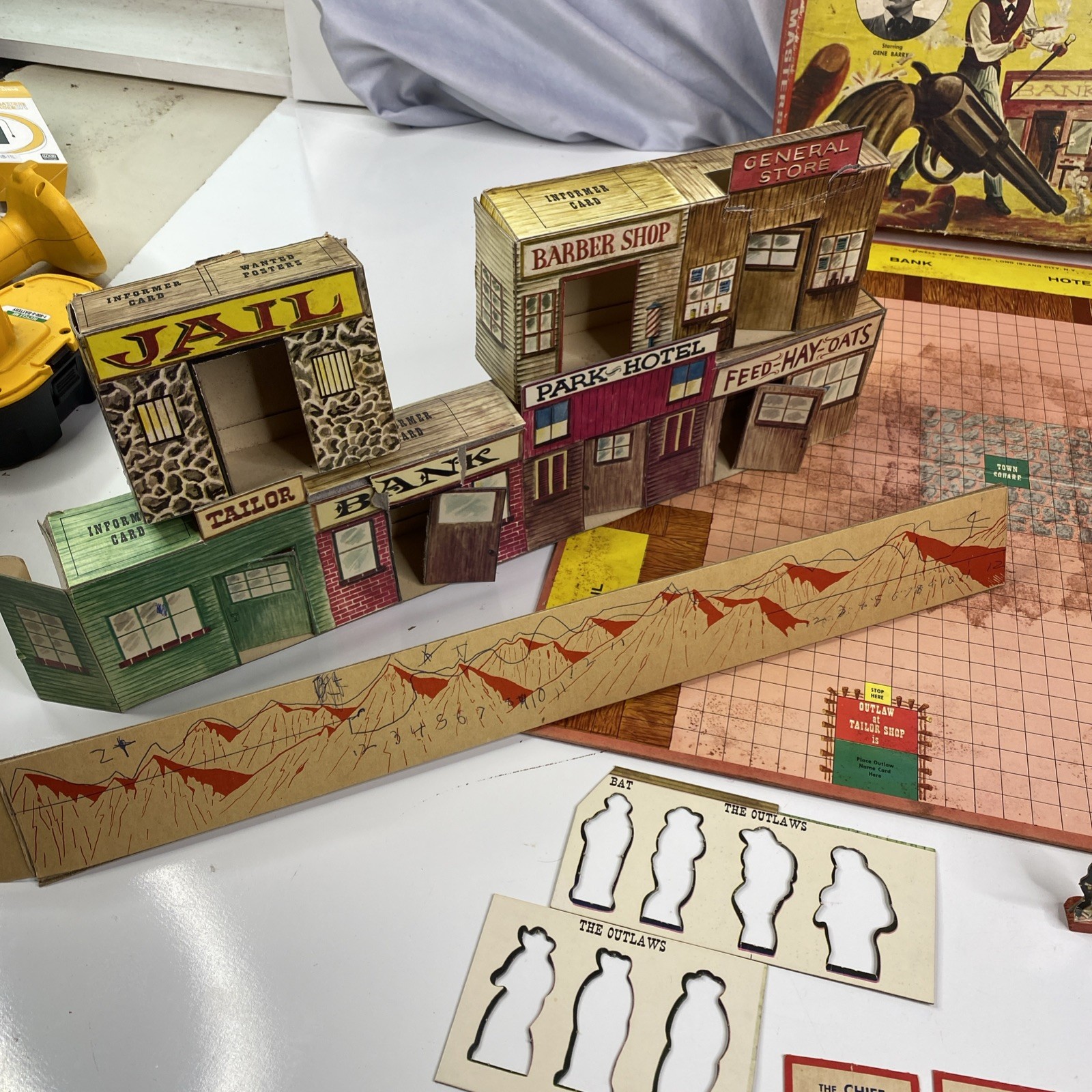 1958 Bat Masterson Board Game by Lowell Complete or Near Complete – See pics