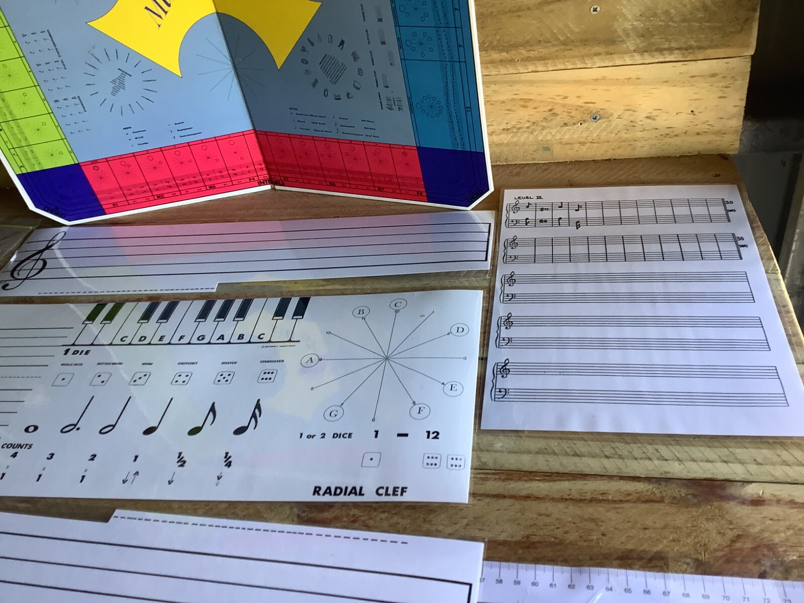 MUSICOPOLY – MUSIC OPOLY – VINTAGE BOARD GAME NEW ZEALAND NZ