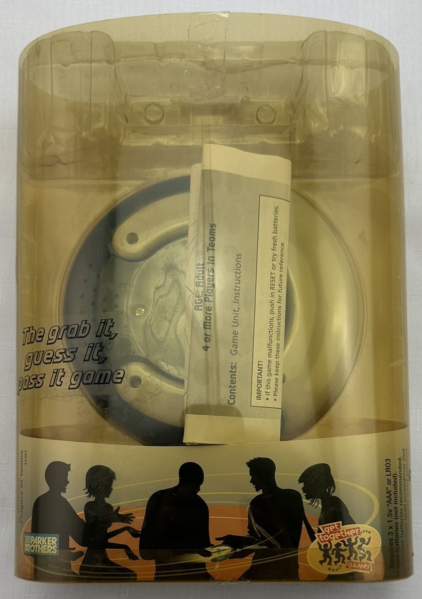 2004 Catch Phrase! Electronic Handheld Game by Parker Brothers Working Great