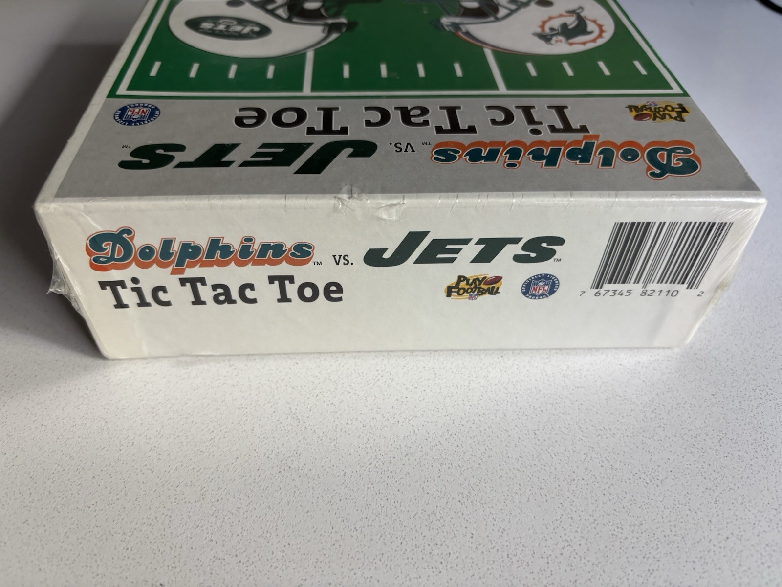 Vintage Dolphins Vs Jets NFL Tic Tac Toe Game w Mini Helmets – Brand New