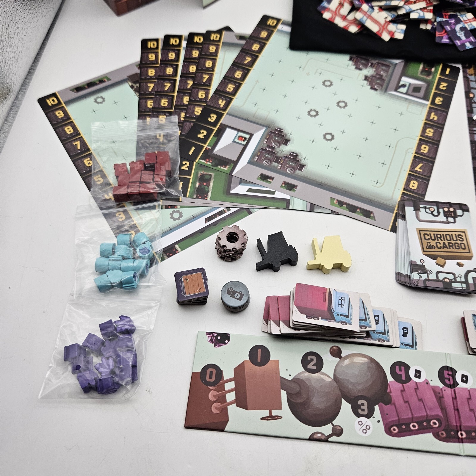 Curious Cargo Board Game Capstone Games Inventoried 100% Complete