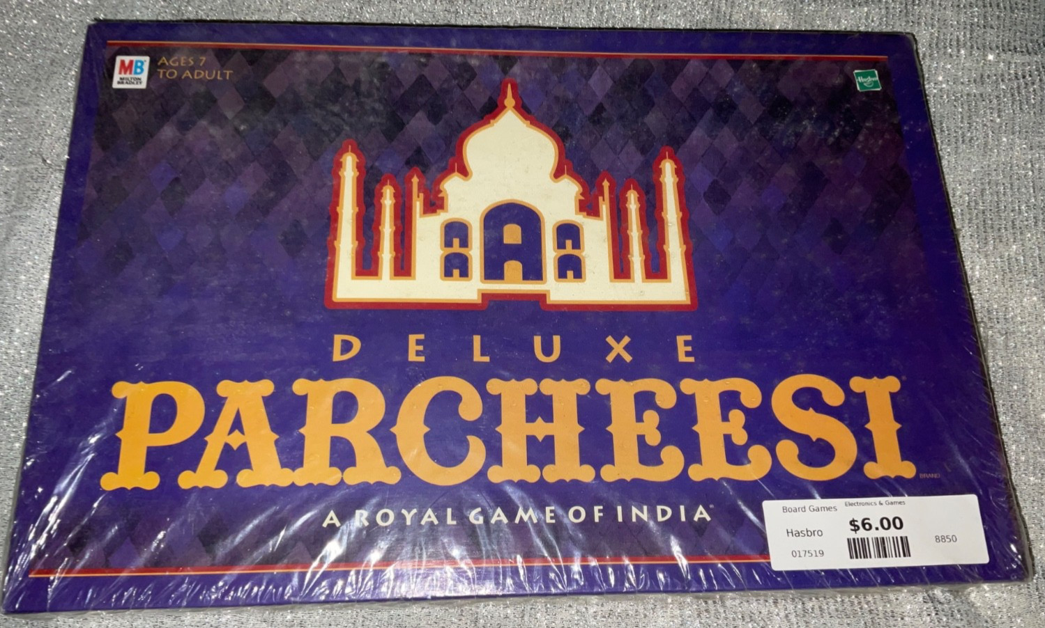 Deluxe PARCHEESI by Milton Bradley 1999 Edition Royal India Game Vintage NEW MB