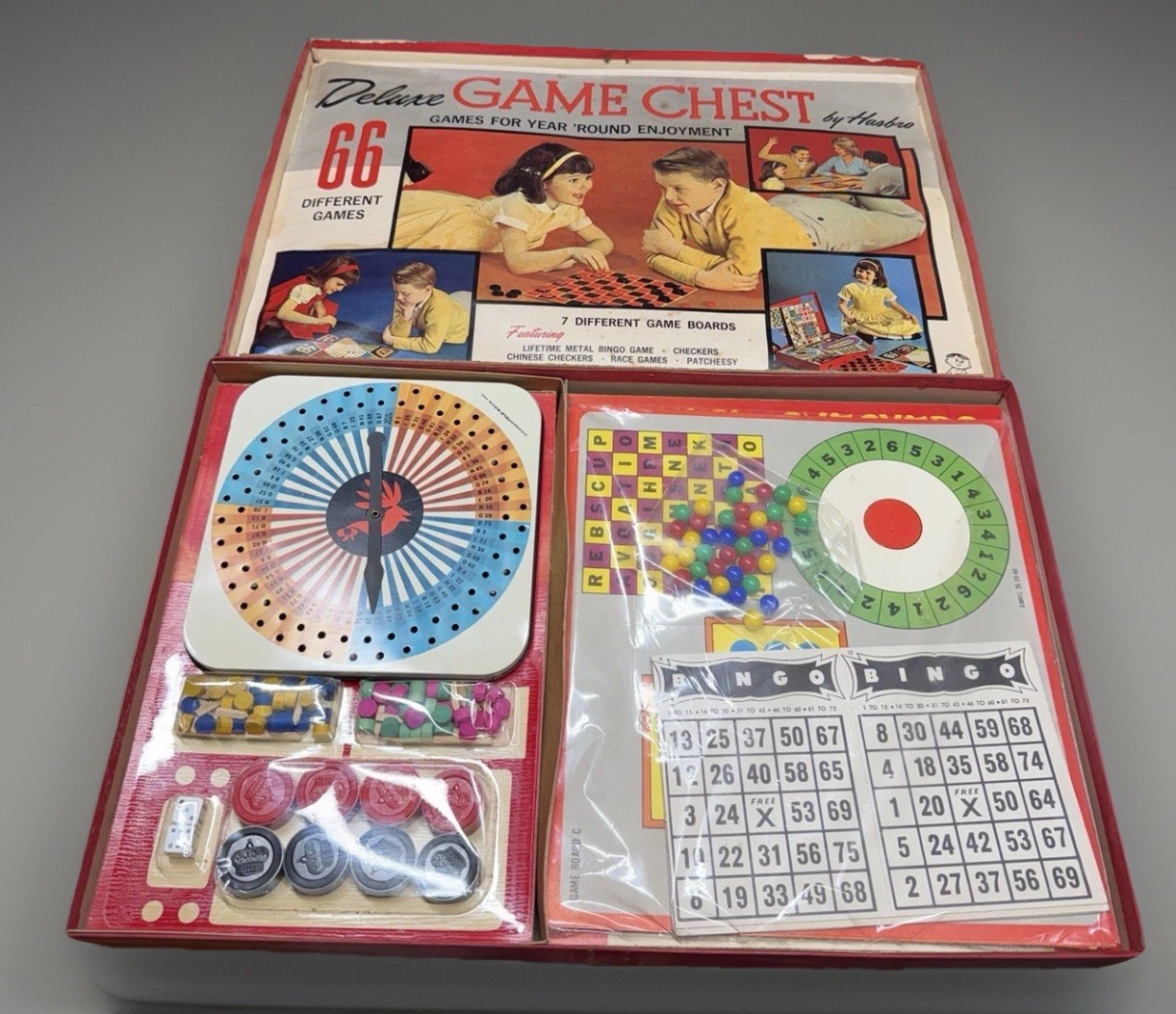 Vtg 1950s Hasbro Deluxe Game Chest 66 Games Complete Boards Unused