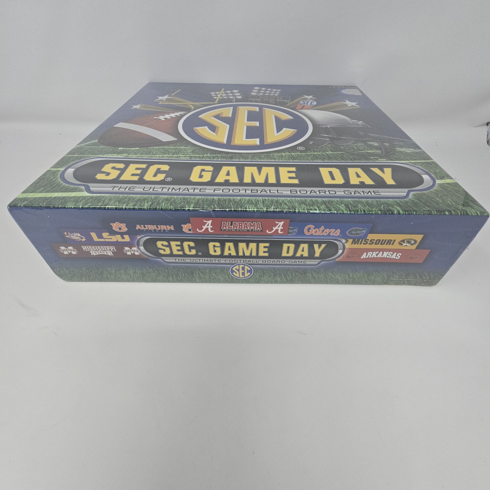 SEC GAME DAY FOOTBALL – Football Board Game Family Game Night Complete SEALED