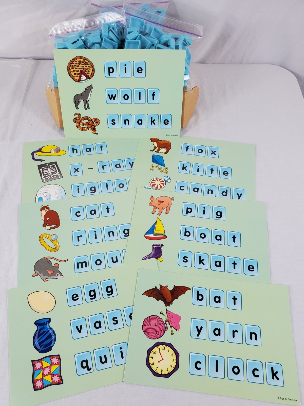 Build-A-Word Game Toys To Grow On #648 Word Cards & Blue Tiles Pre-Owned
