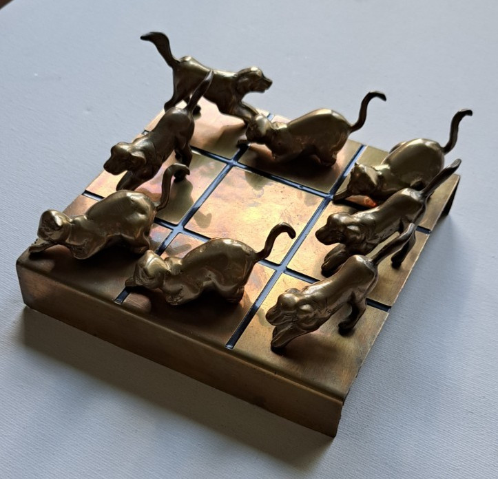 VTG PENCO Brass CAT & DOG Figurine Tic Tac Toe Game Labrador Golden Retriever