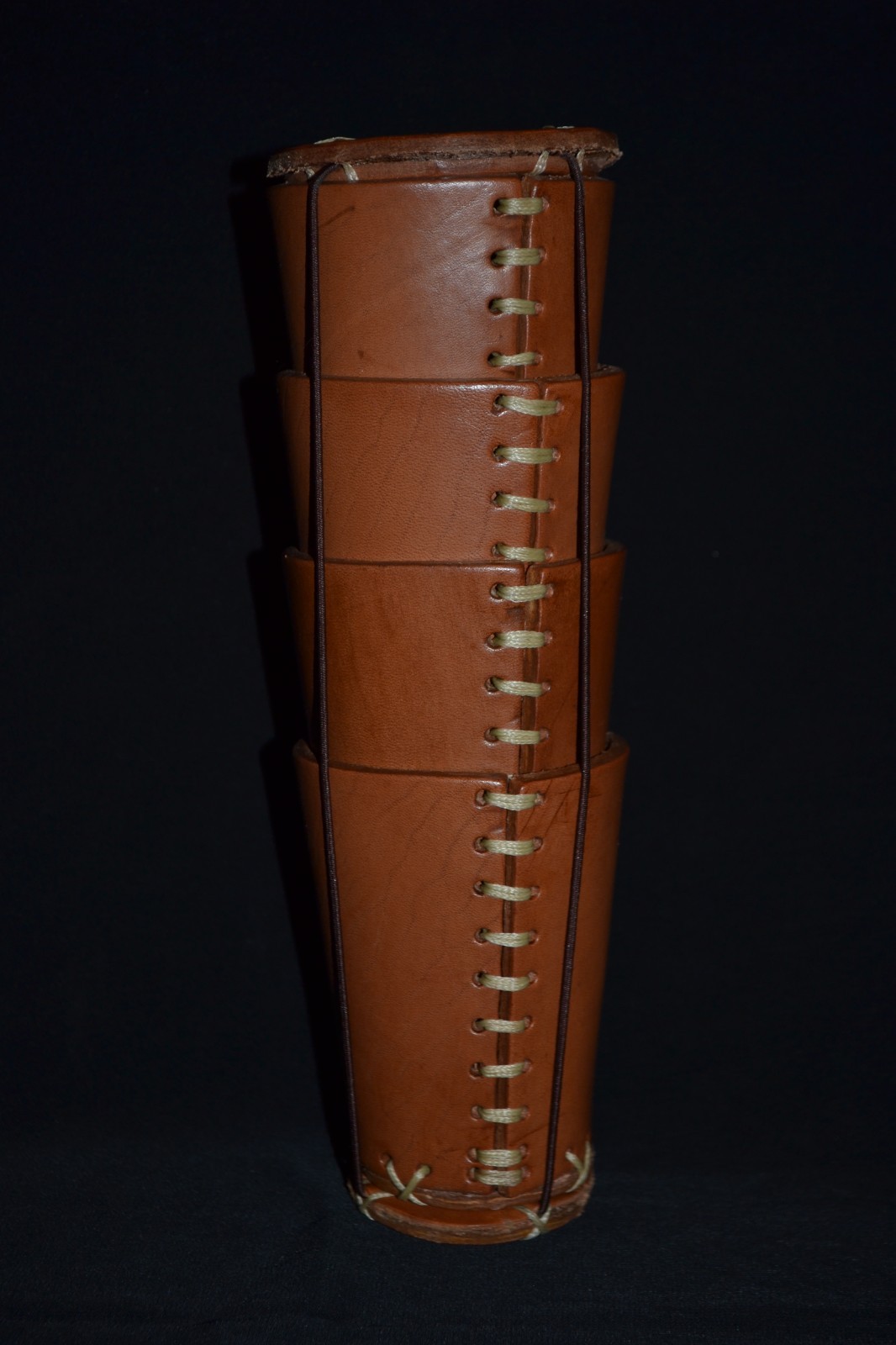 Liars Dice Game Leather Cups Dice Set NEW Disenos Madrid Spain