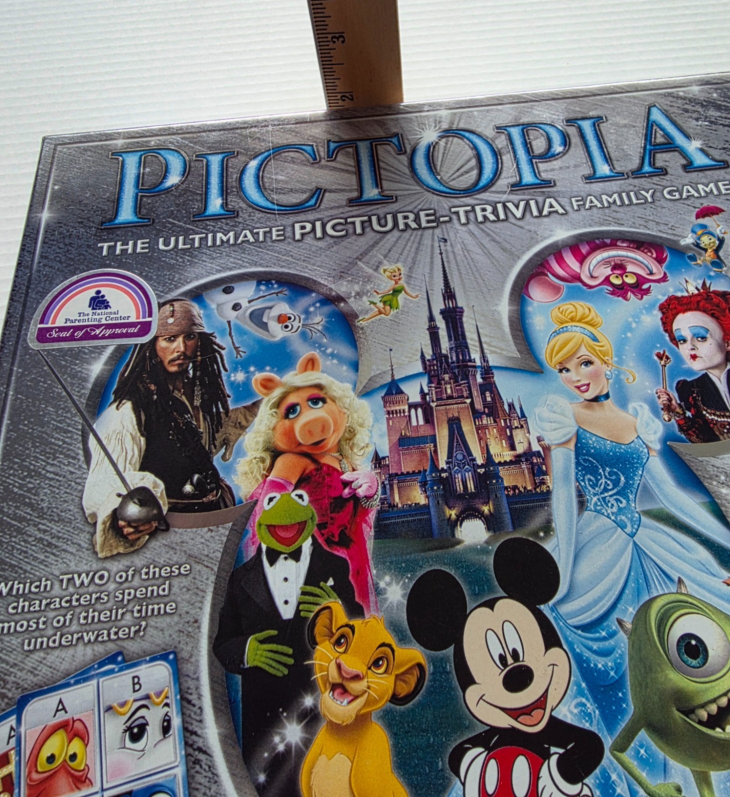 Disney Pictopia Board Game 2013 Wonder Forge Nearly Complete Missing 1 Token