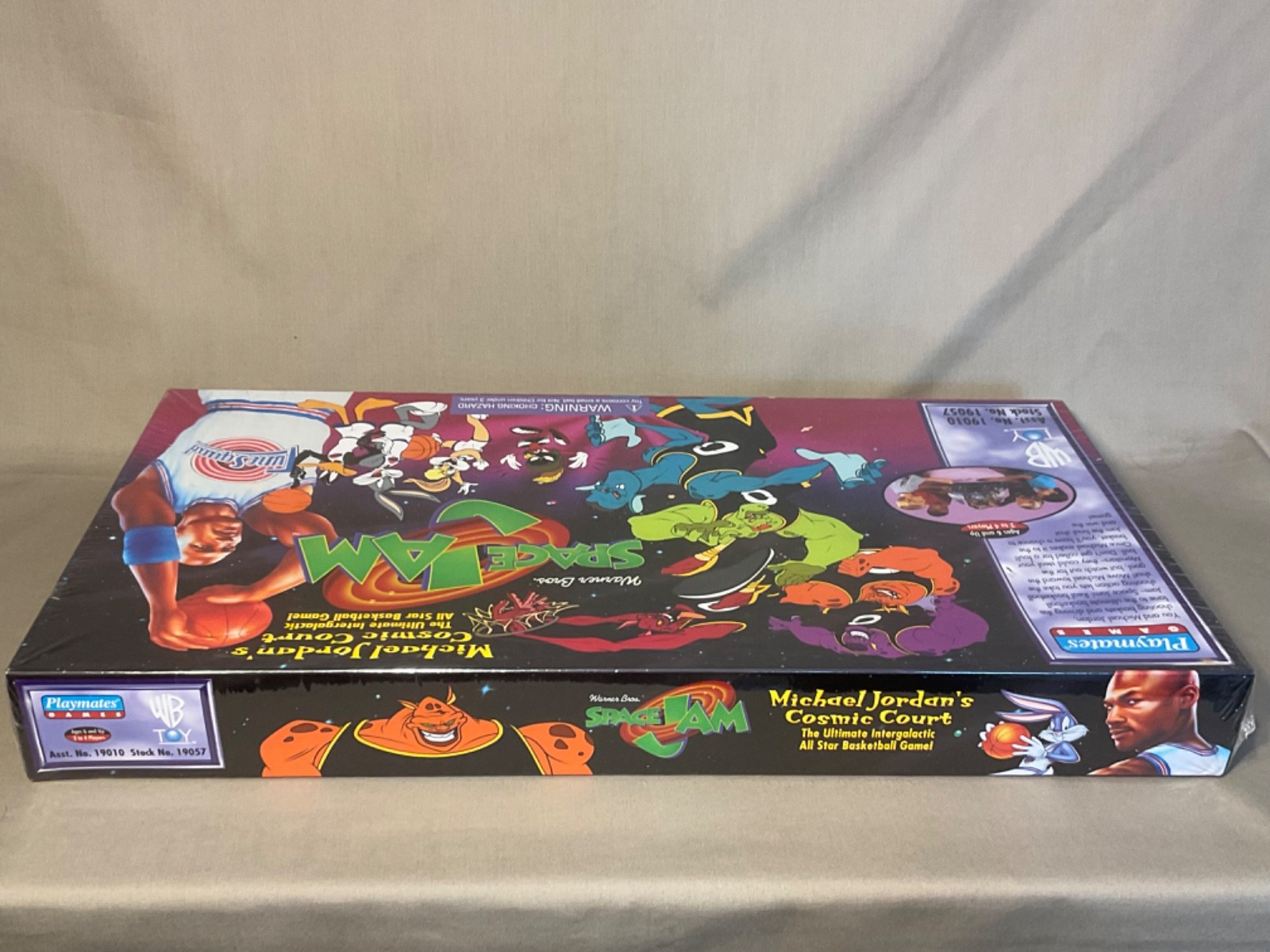 Michael Jordan’s Cosmic Court 1996 Warner Bros. Space Jam Game Brand New SEALED