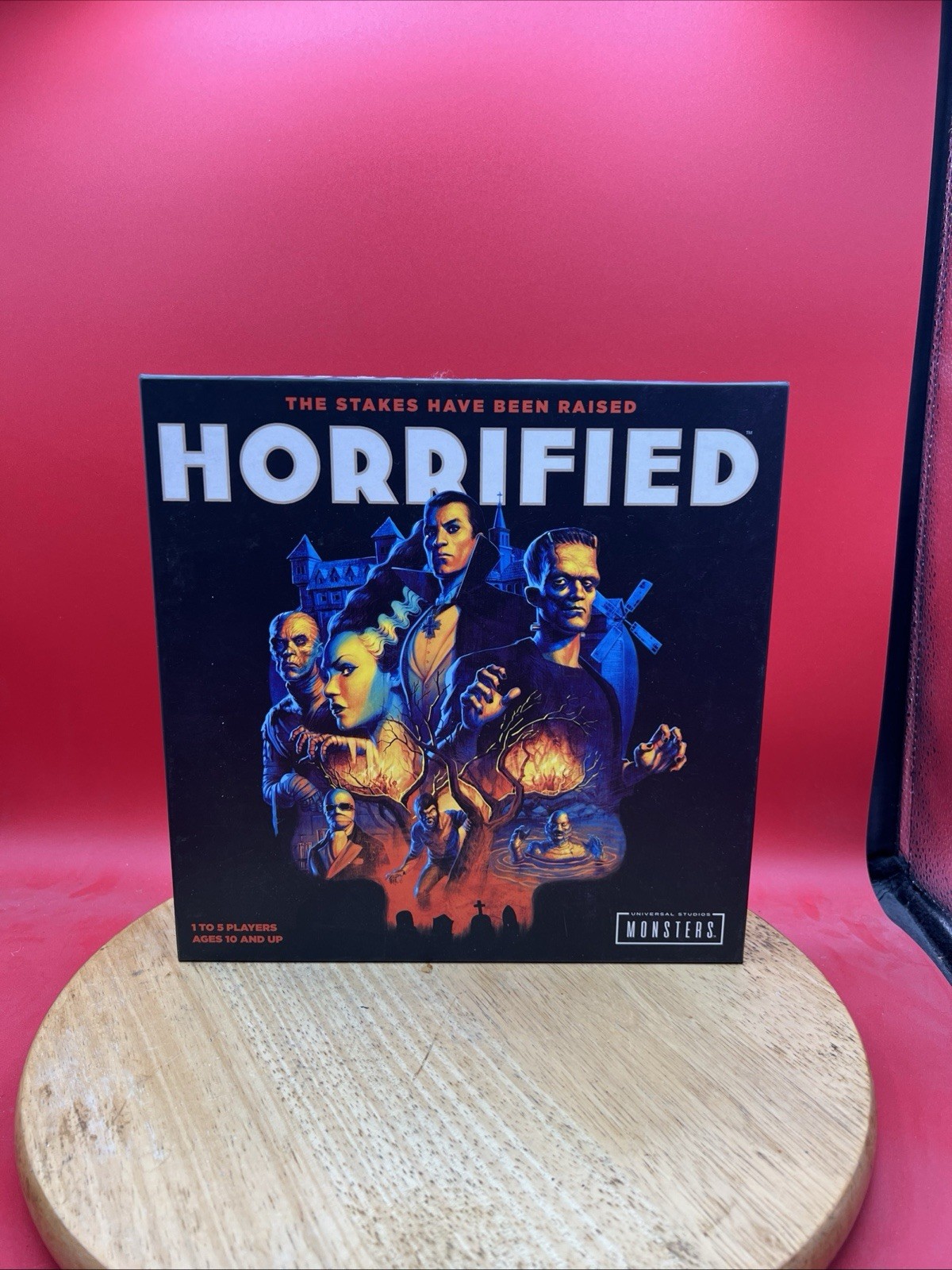 Horrified Universal Monsters Strategy Board Game Ravensburg