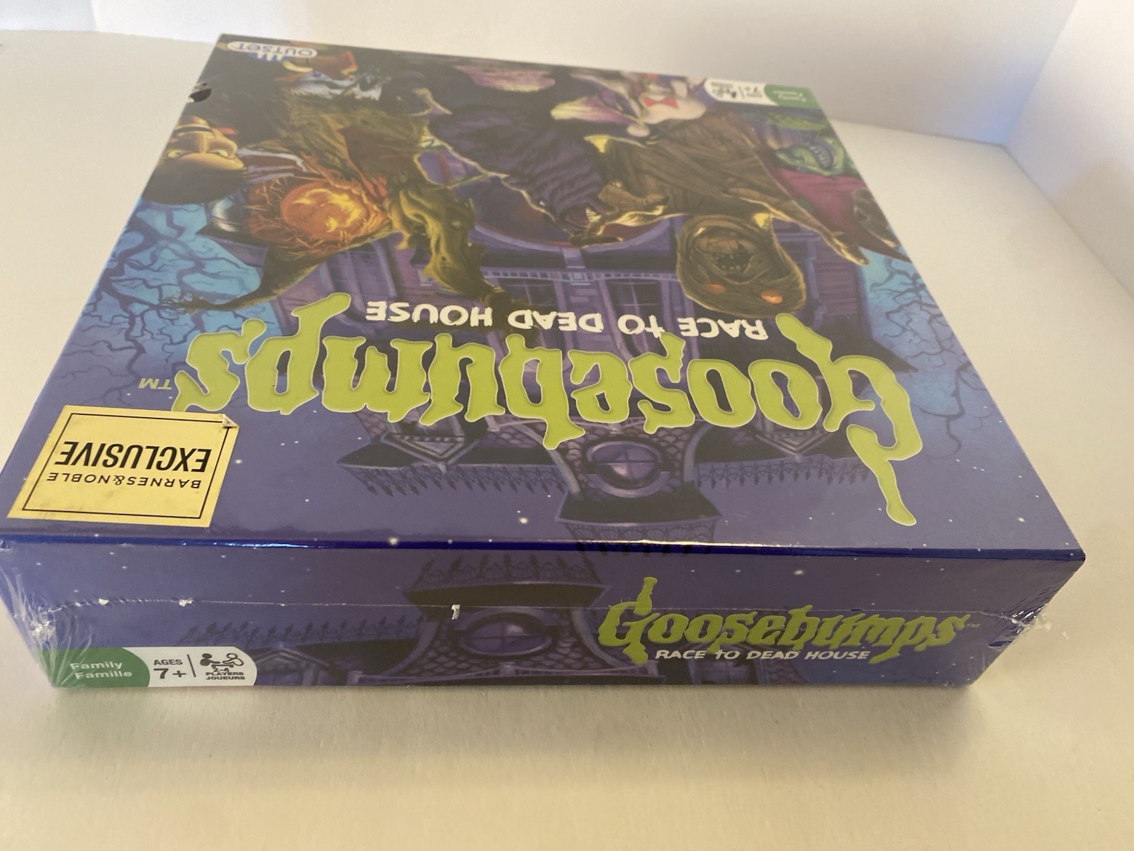 Brand New SEALED Goosebumps: Race To Dead House Board Game!