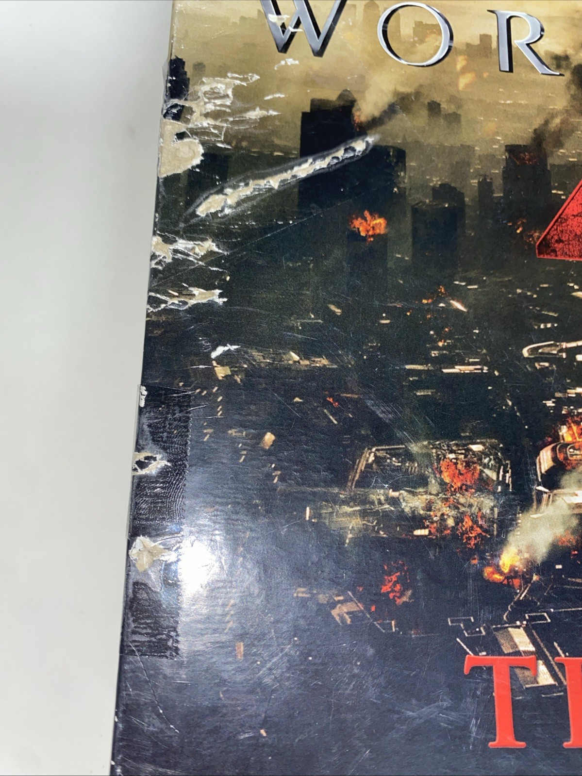 University Games World War Z Board Game – The Game Sealed Pieces Box Damage