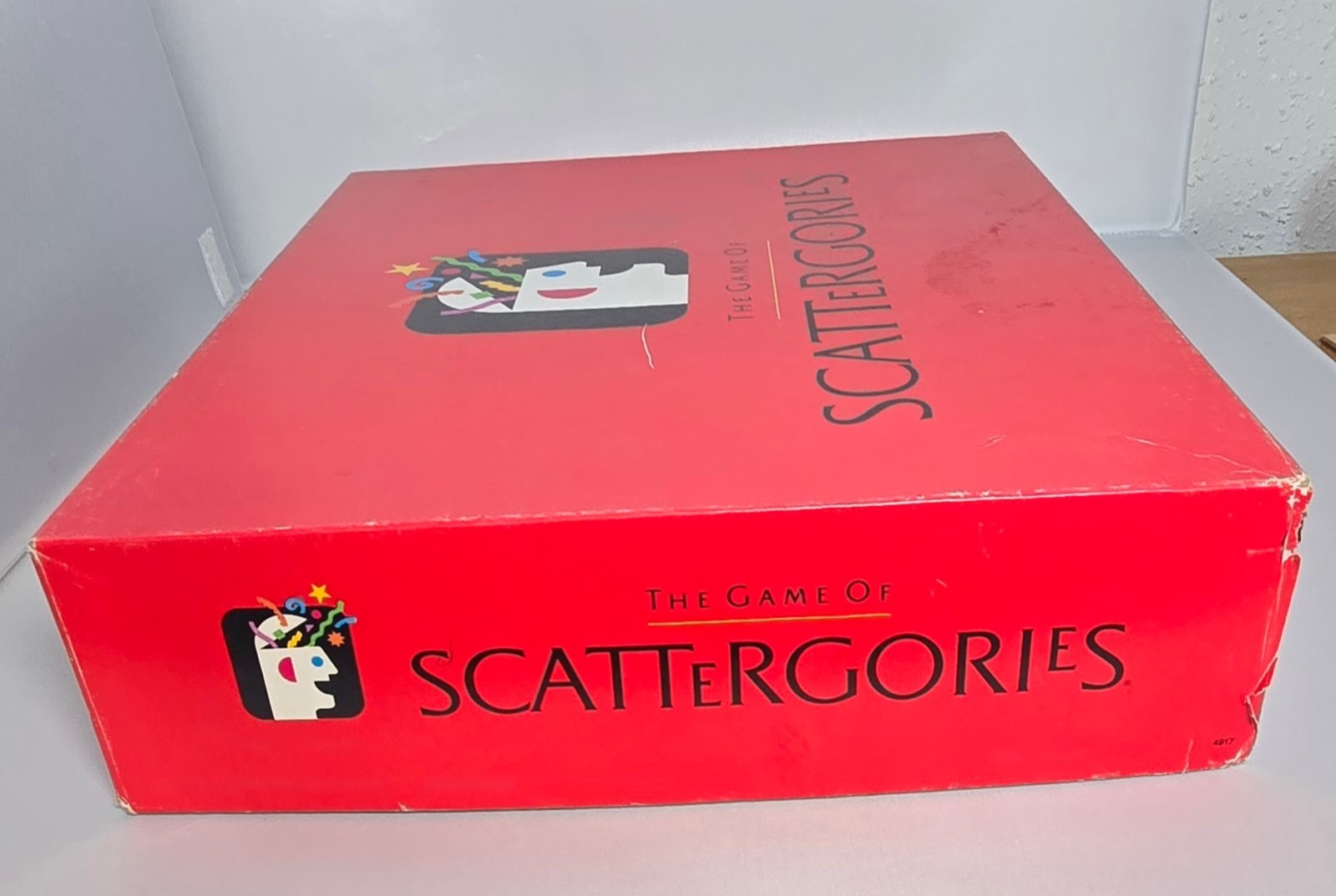 VINTAGE Scattergories Table/Board Game 1988 Ages 12 to Adult 2 to 6 Players