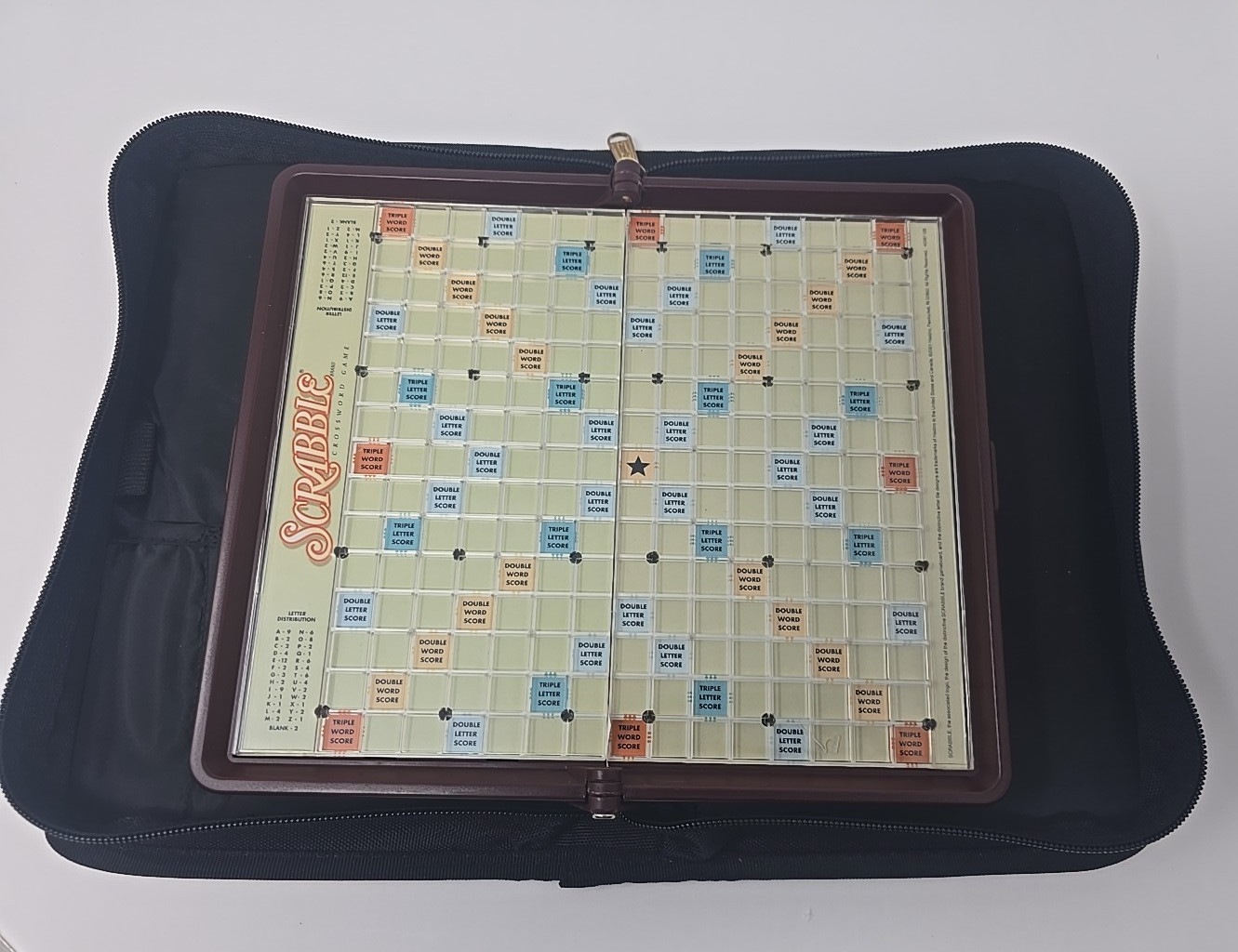 Travel Scrabble Crossword Game – Portable Travel Case Zip Close Hasbro COMPLETE