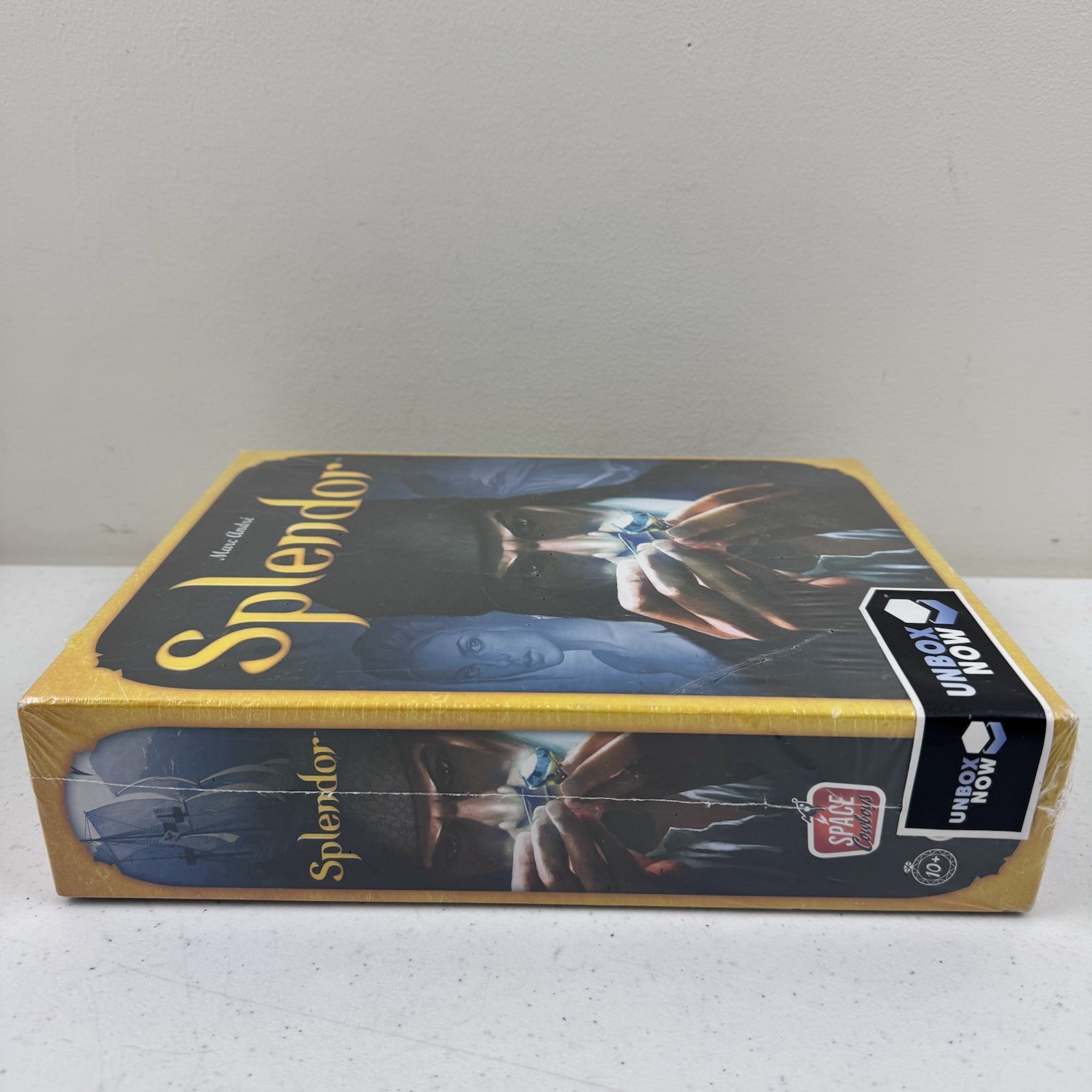 Splendor Board Game Marc Andre 2017 Space Cowboys Strategy Sealed Golden Geek