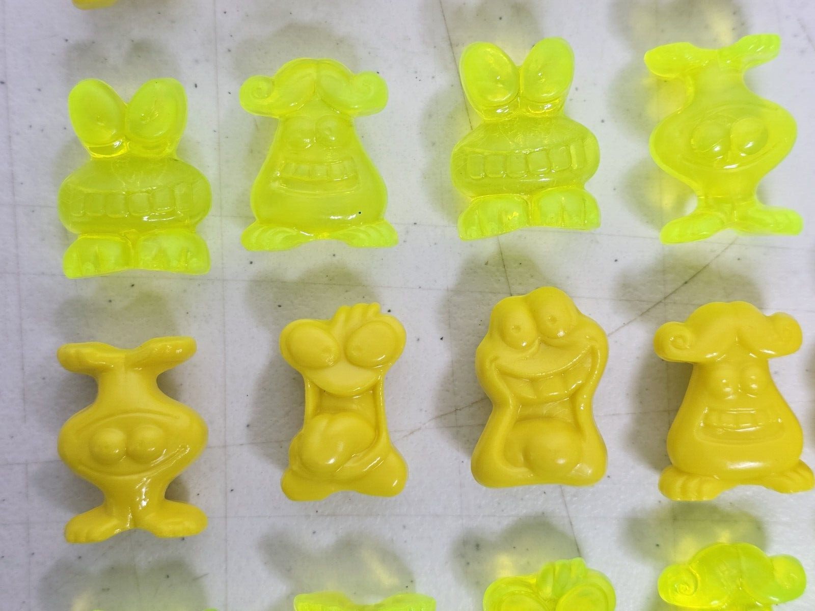 Vintage Gogo’s Crazy Bones 18 Count Yellow Green Lot 1990s Collectible Figurines